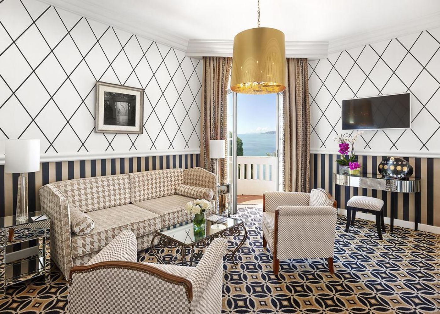 Belles-Rives-Room-17