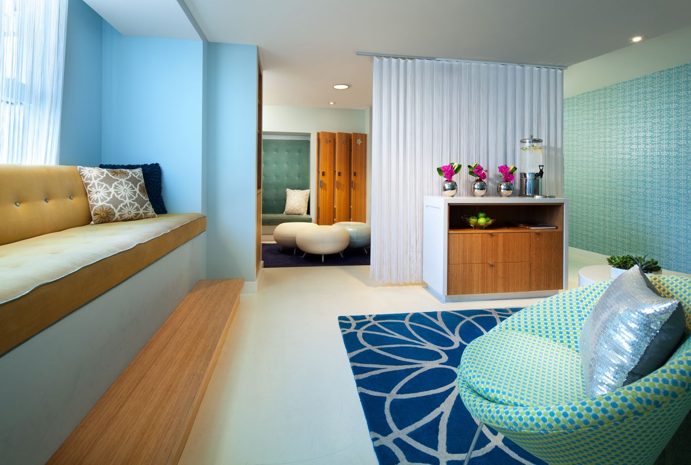 W-Hollywood-General-view-63