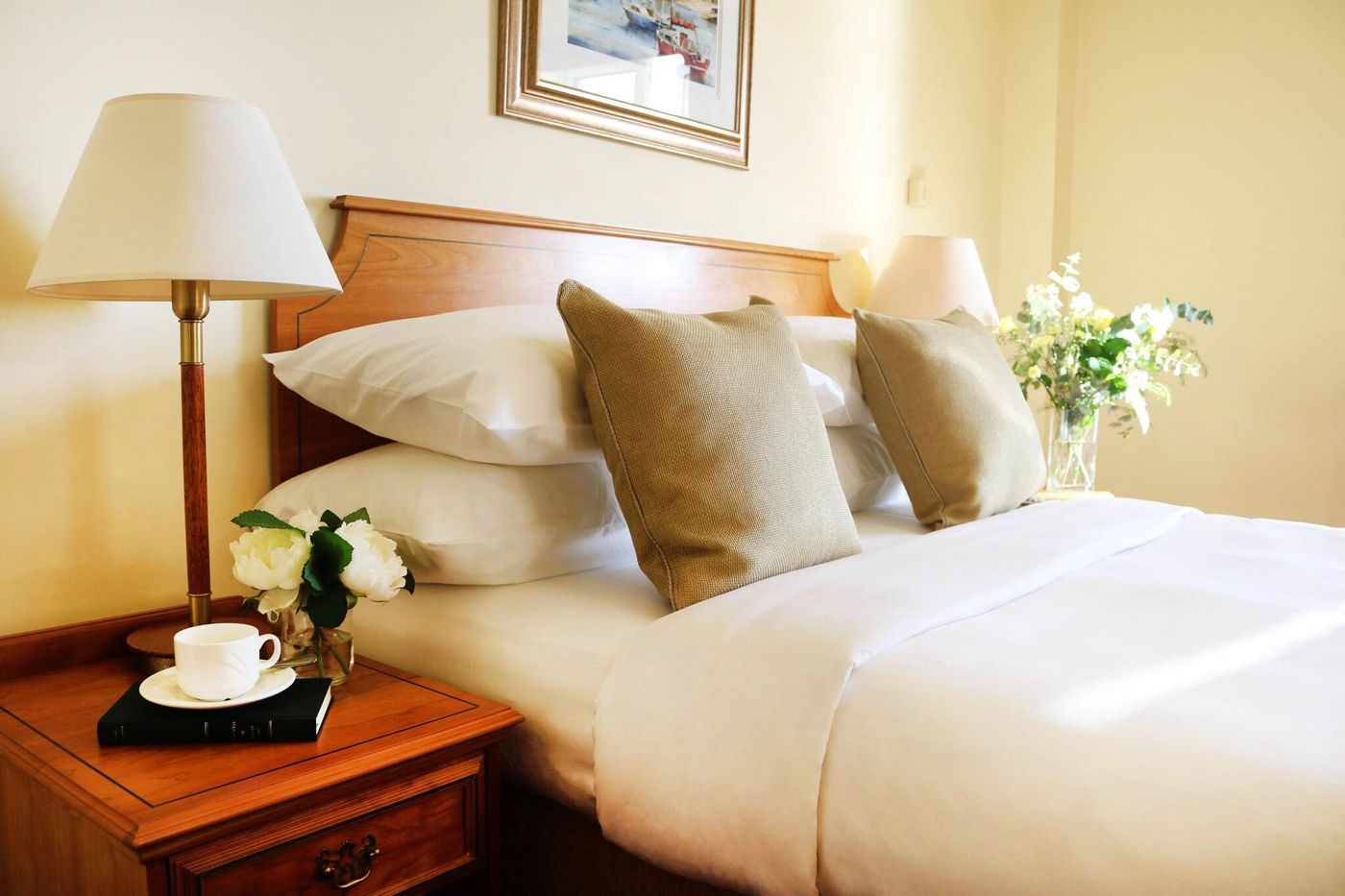 Galway Bay-Ireland-Salthill, Galway-Room-10