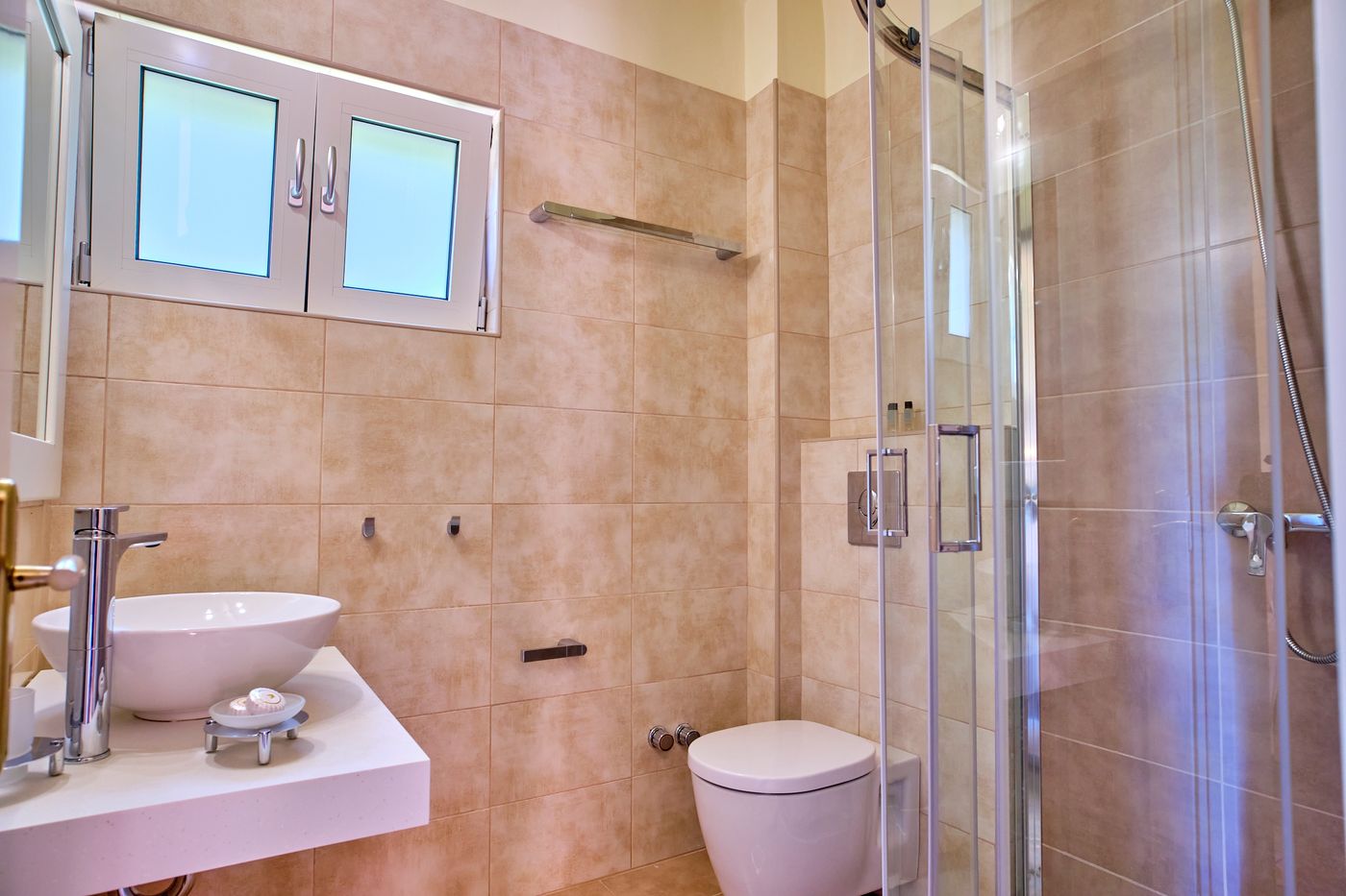 Chrismos-Luxury-Suites---Studios-Room-26