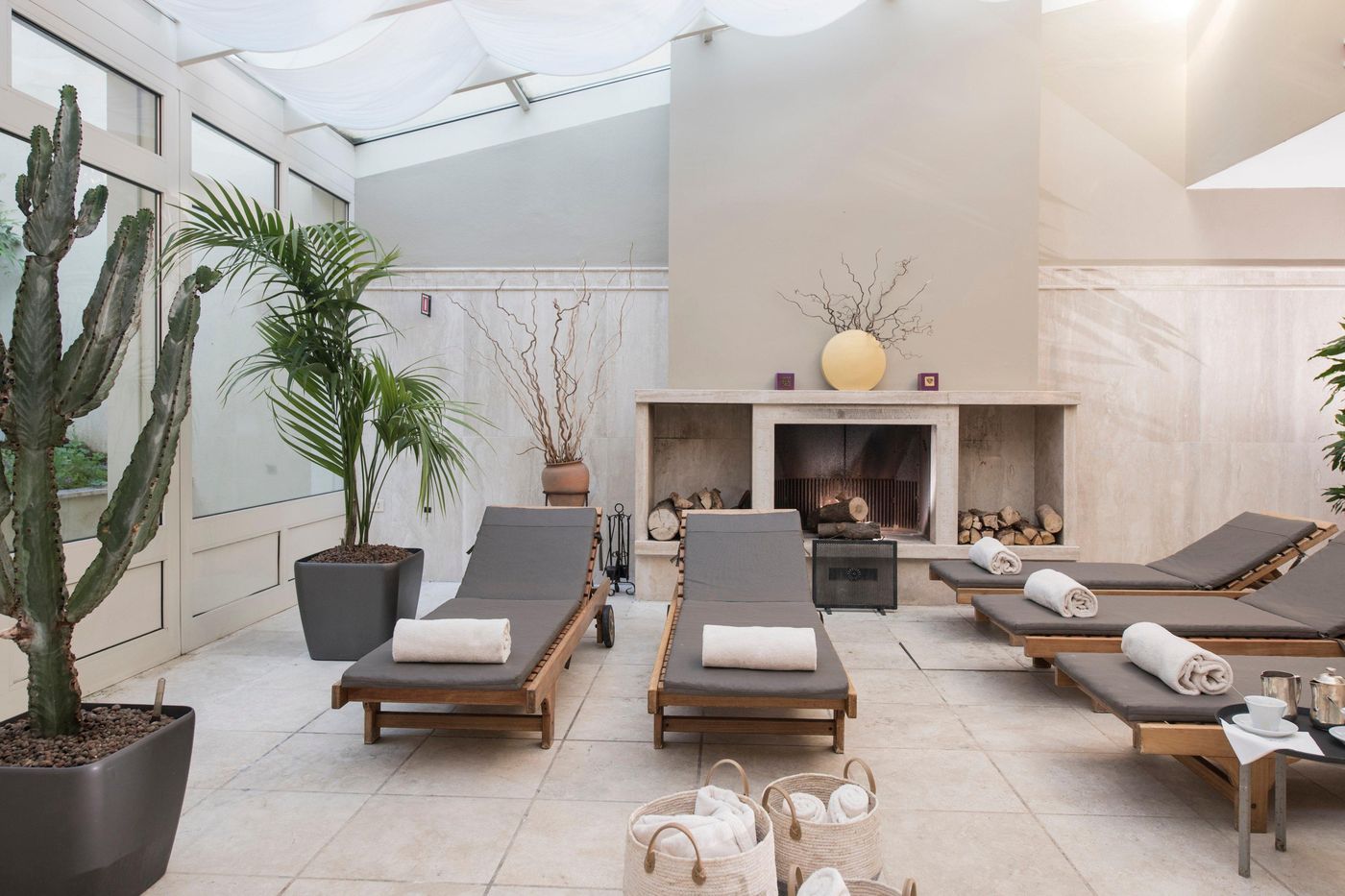 Crowne-Plaza-Rome---St--Peter-s-Sports-and-Entertainment-15