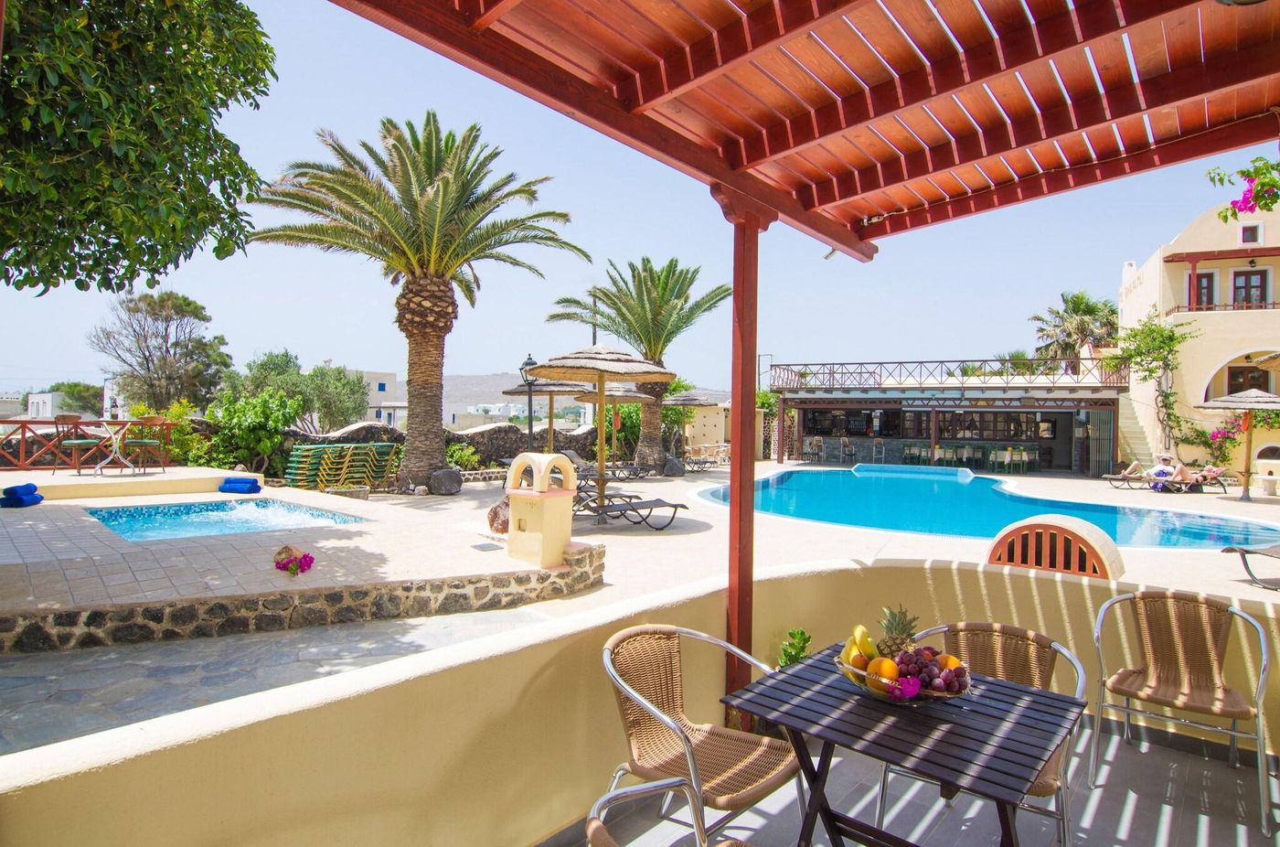 Smaragdi-Apts-Terrace-11