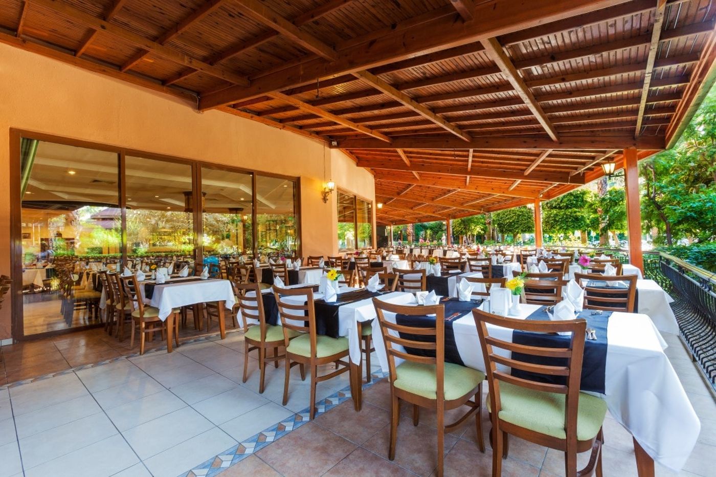 MHoliday Hotels Stone Palace