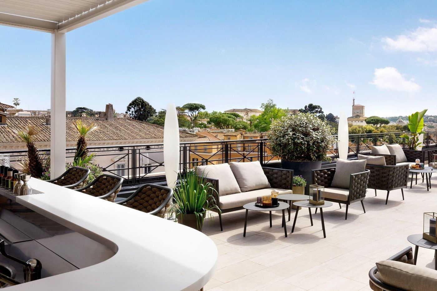 Sina-Bernini-Bristol--Autograph-Collection-Bar-71