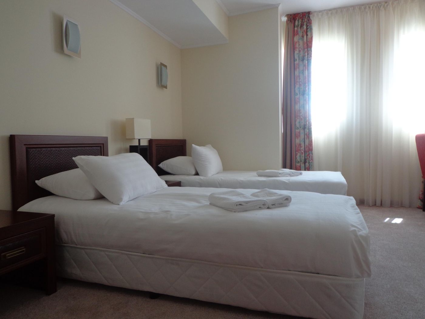 Sunset-Resort-Room-42