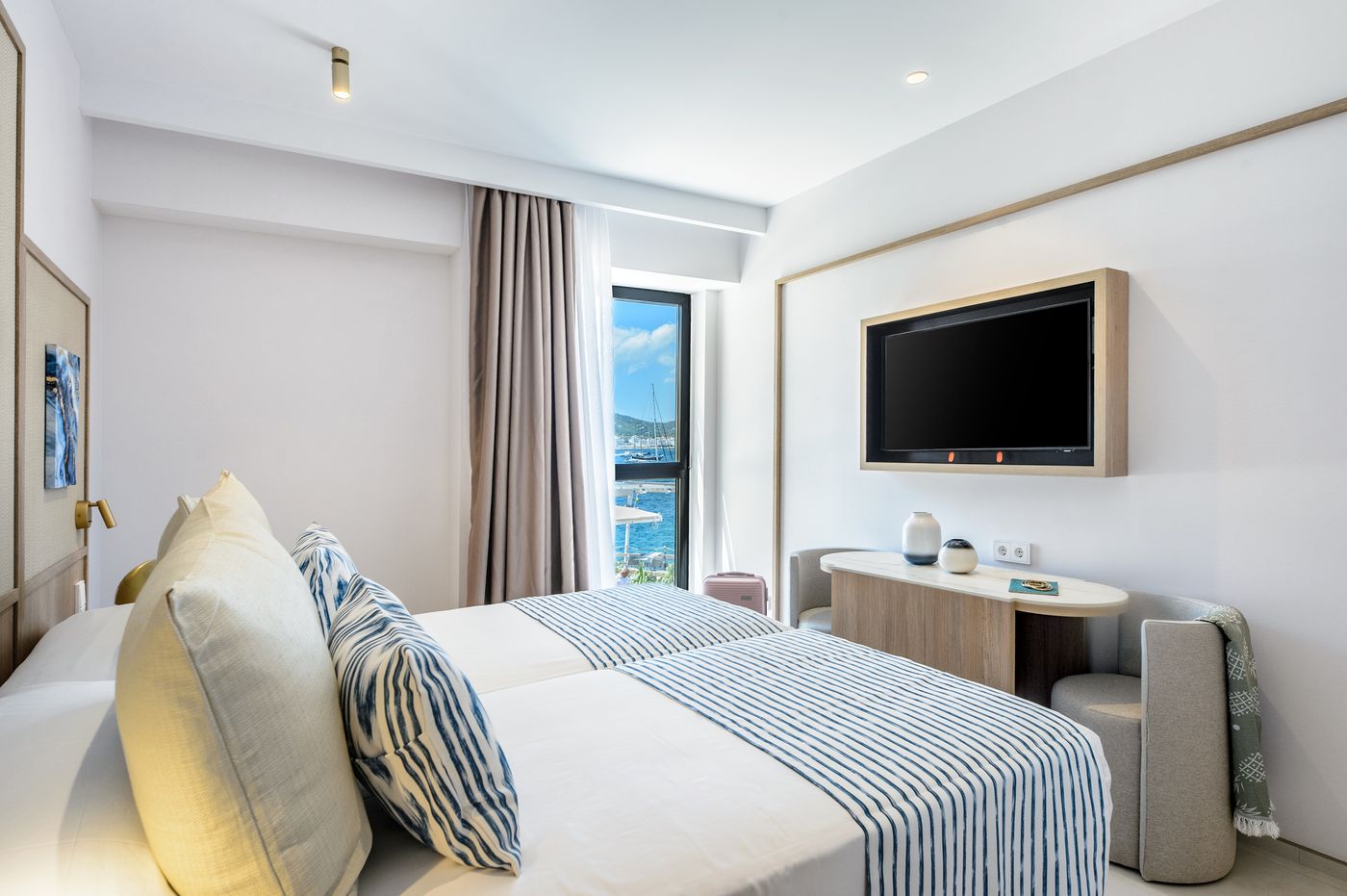 18.08.25 Vibra Yamm Sunset Hotel - Adults Only