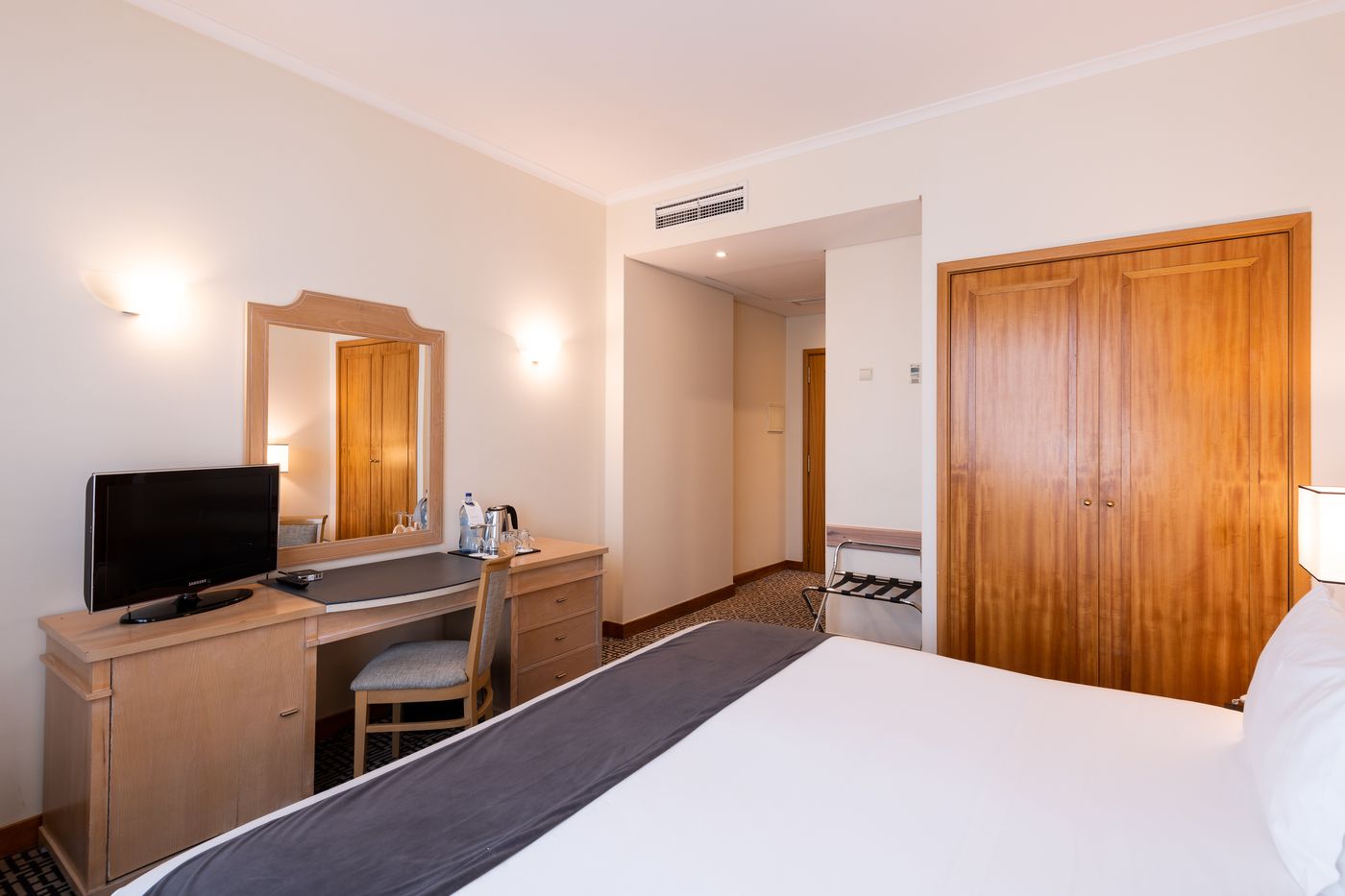 Hotel-Mundial-Room-36