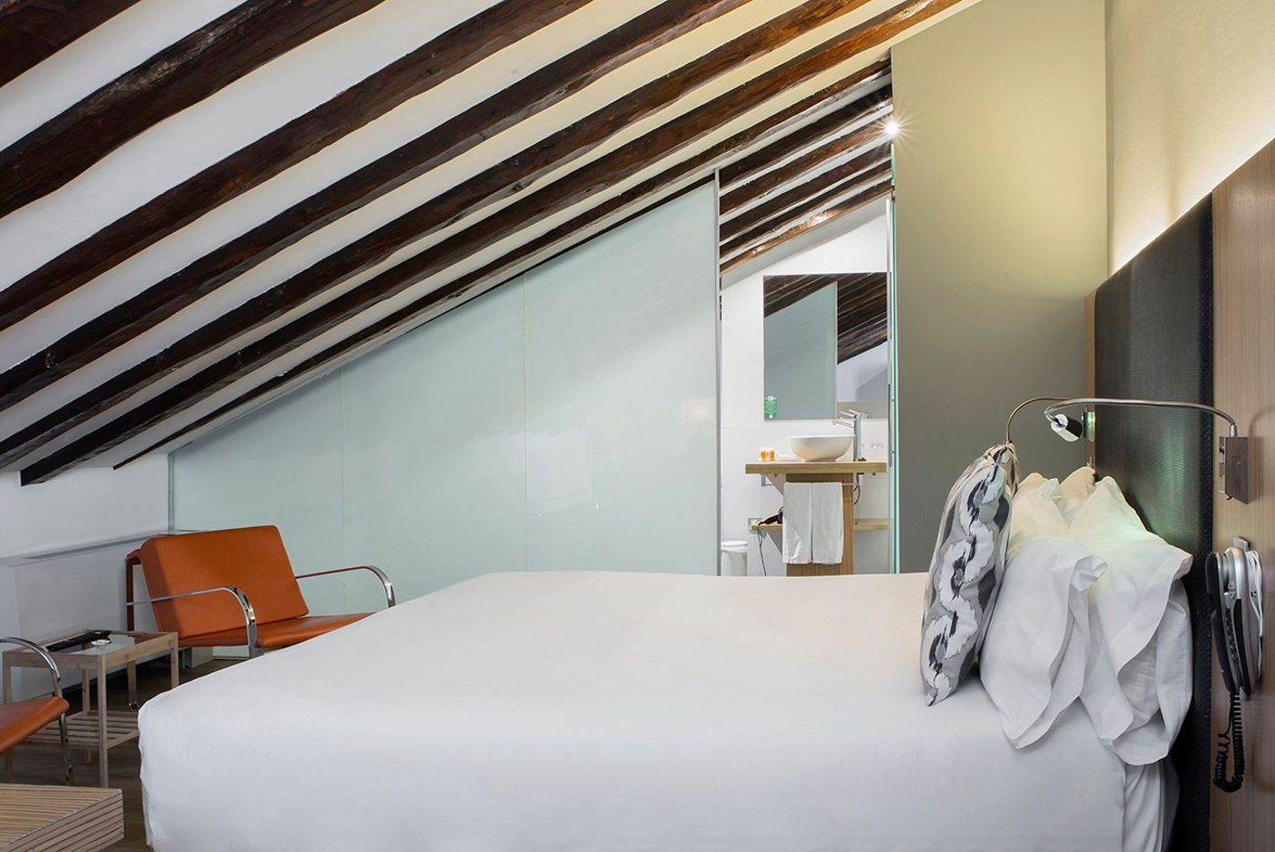 Petit Palace Plaza del Carmen