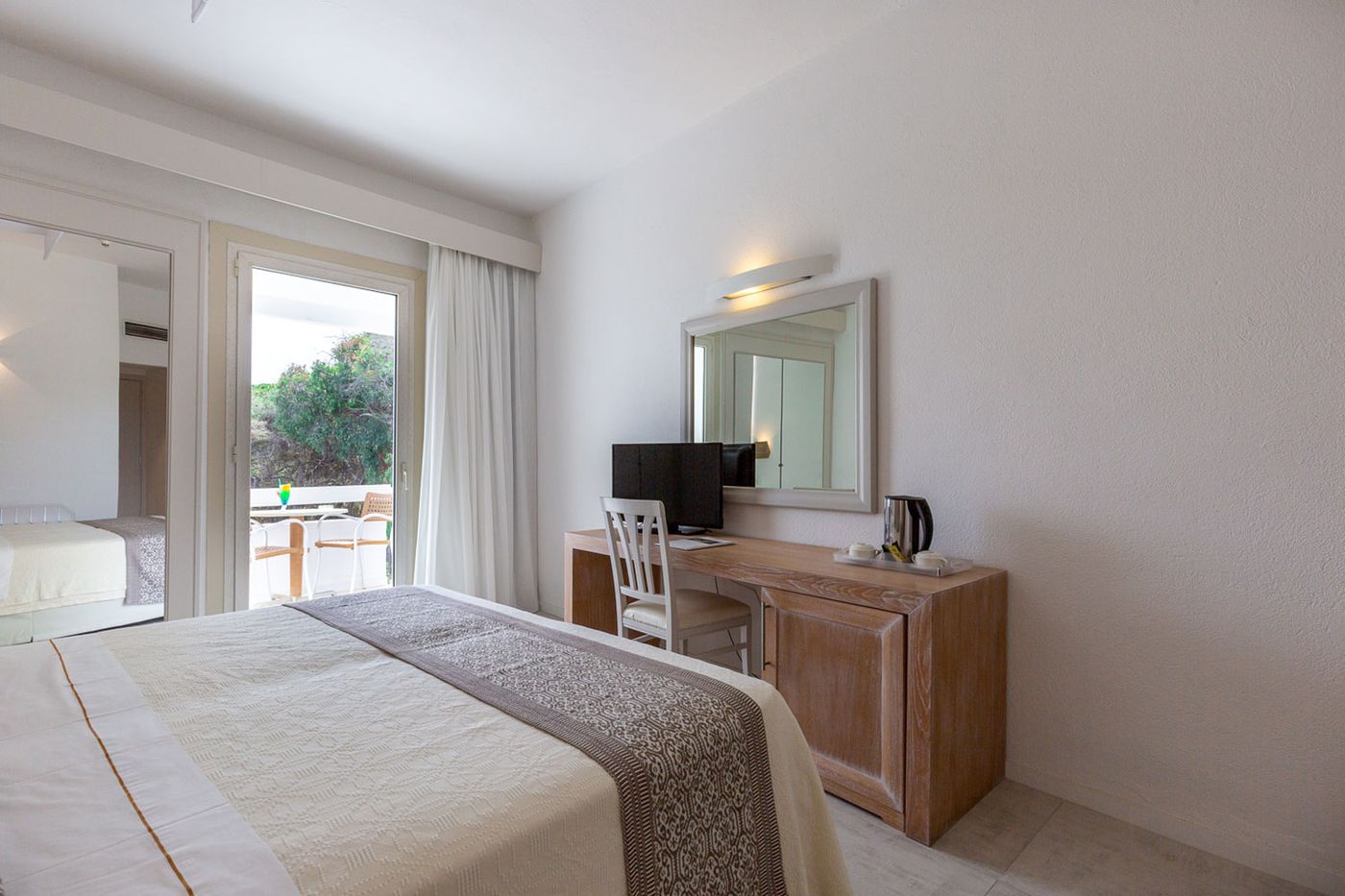 Flamingo-Hotel-Room-19