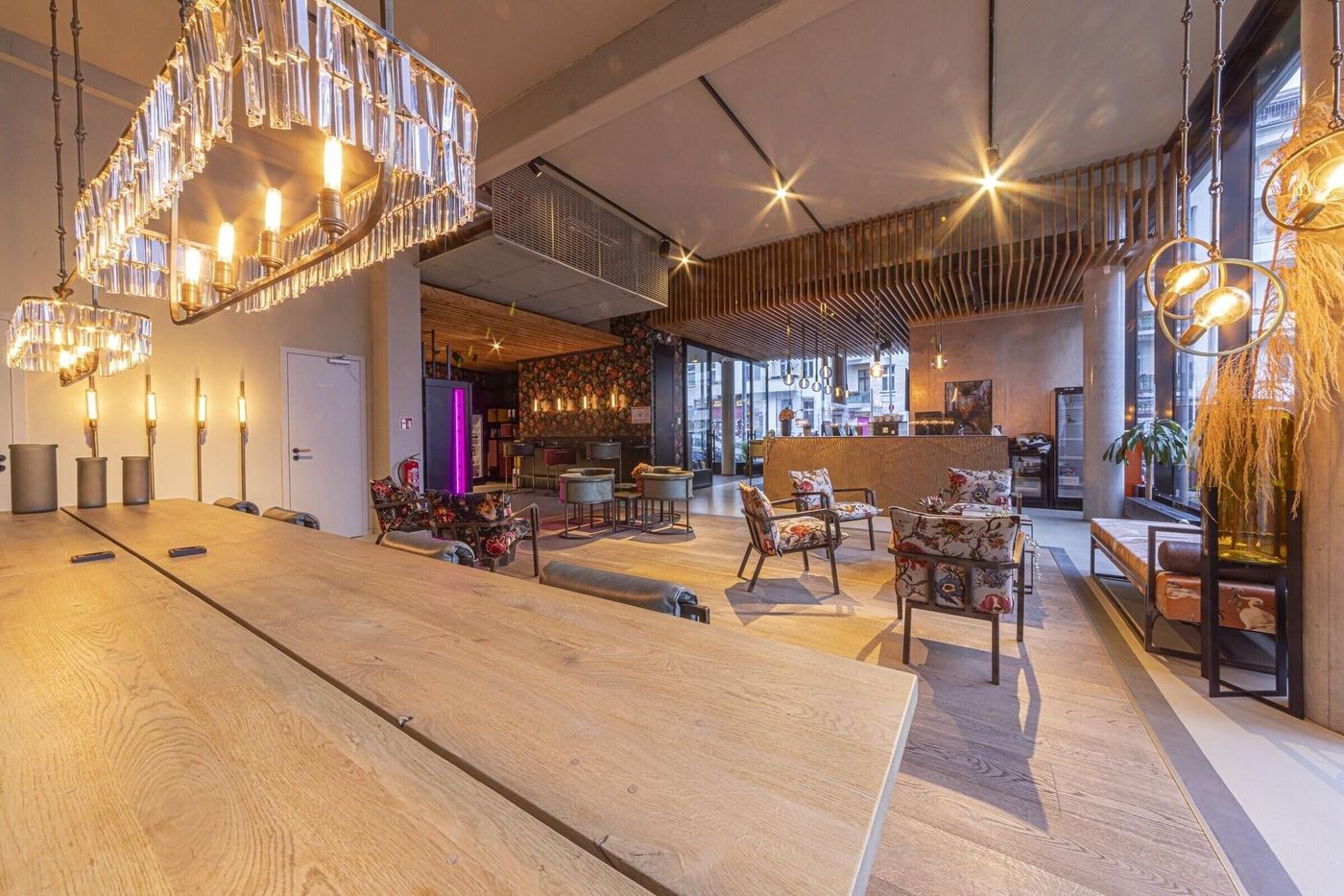 Aeronaut-Serviced-Apartments-powered-by-Pearl1-Lobby-7