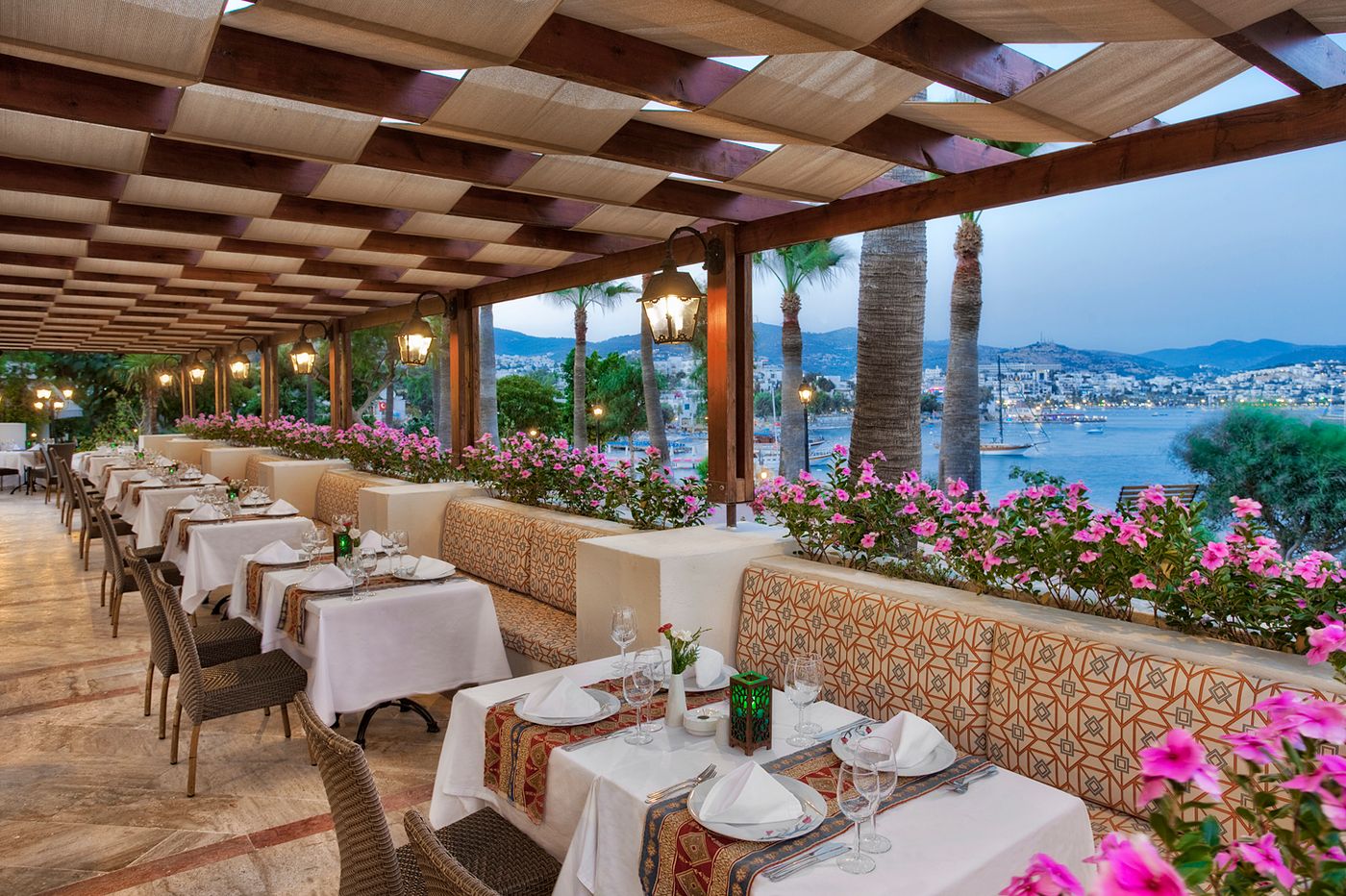 Selectum-Colours-Bodrum-Ex--Asteria-Bodrum-Resort-Restaurant-71