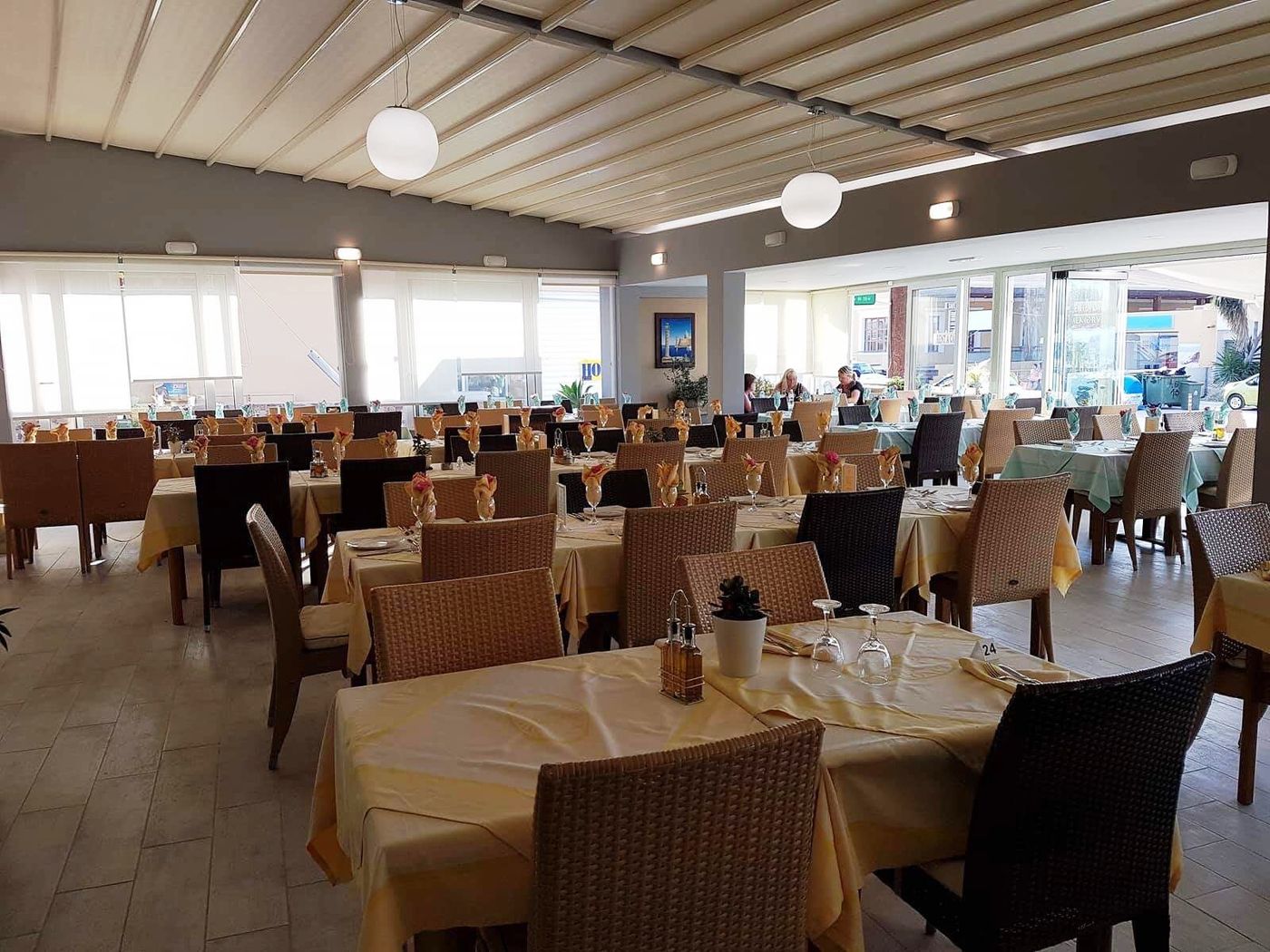 Caravel-Restaurant-19