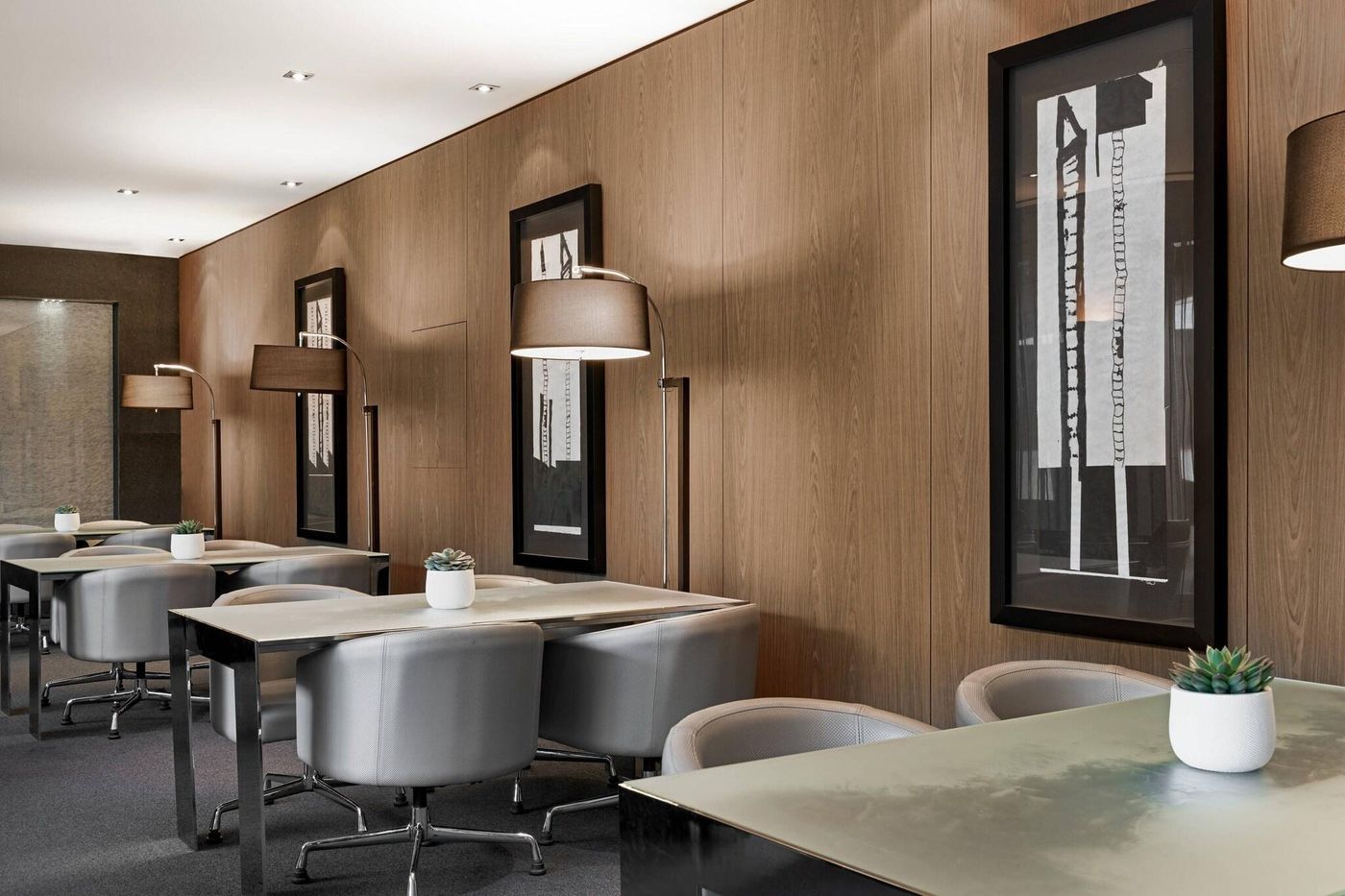 AC-Madrid-Atocha-Lobby-7