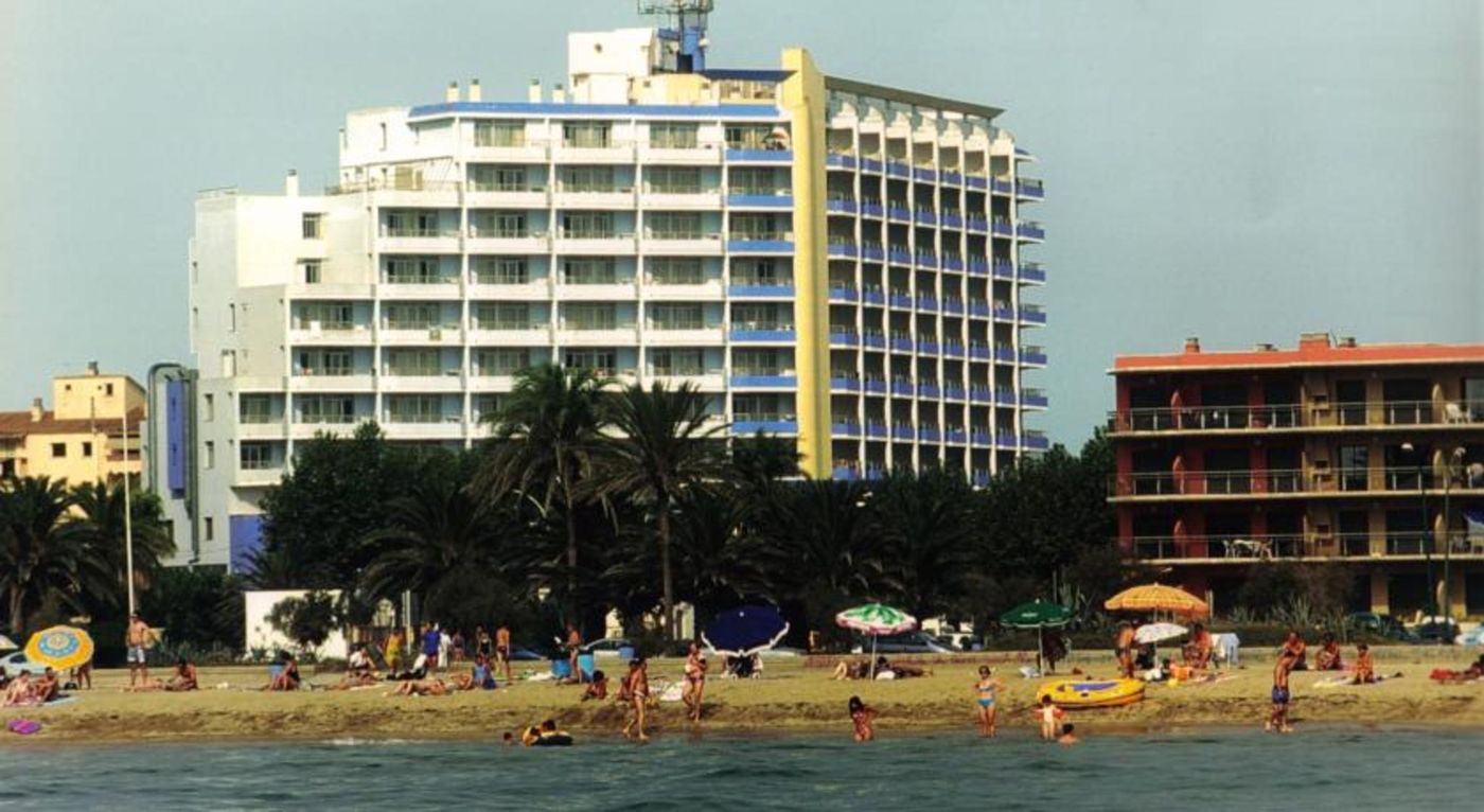 Xon-s-Platja-Beach-7