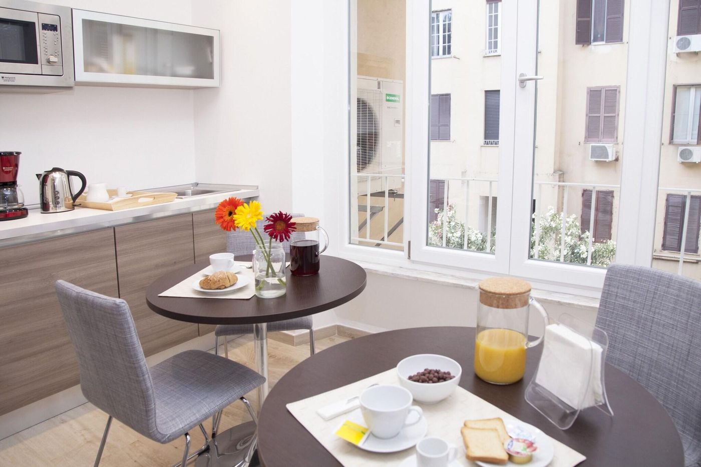 Maison-Maneli-Luxury-B-B-Restaurant-6