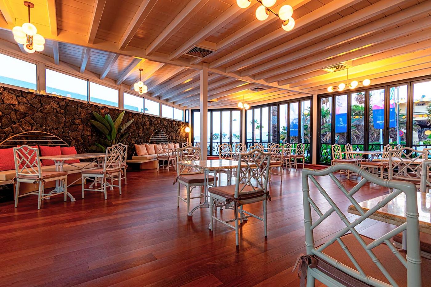 Plus-Fariones-Apartamentos-Restaurant-53