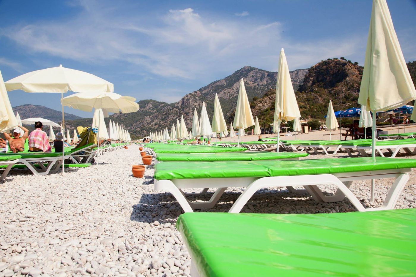 Daisy-Garden-Resort-Hotel-Beach-38