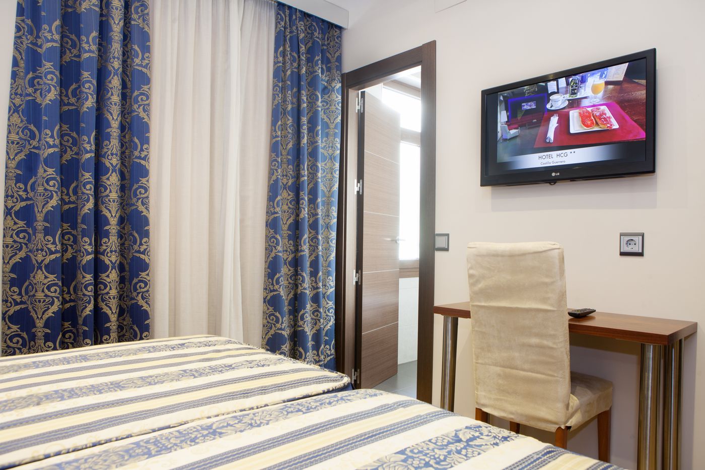 Castilla-Guerrero-Room-22