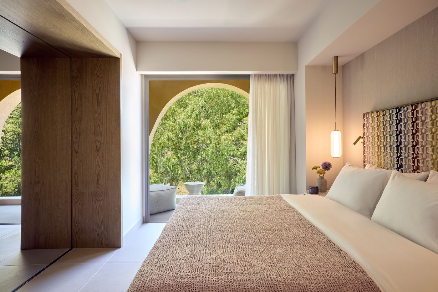 19.08.25 Avali, Mar-Bella Collection