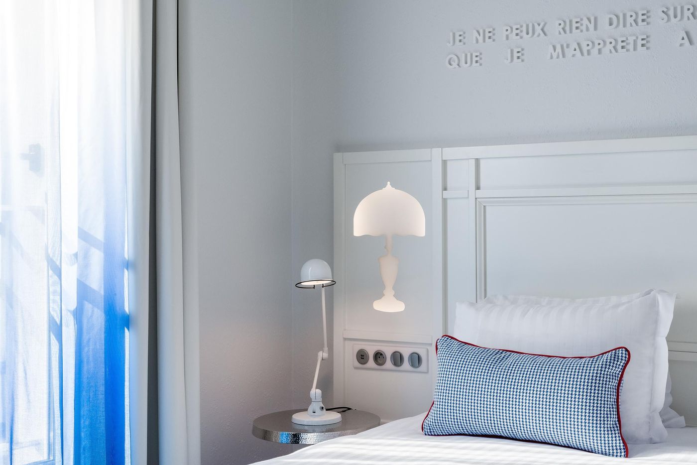 Hotel-34B-Astotel-Room-35