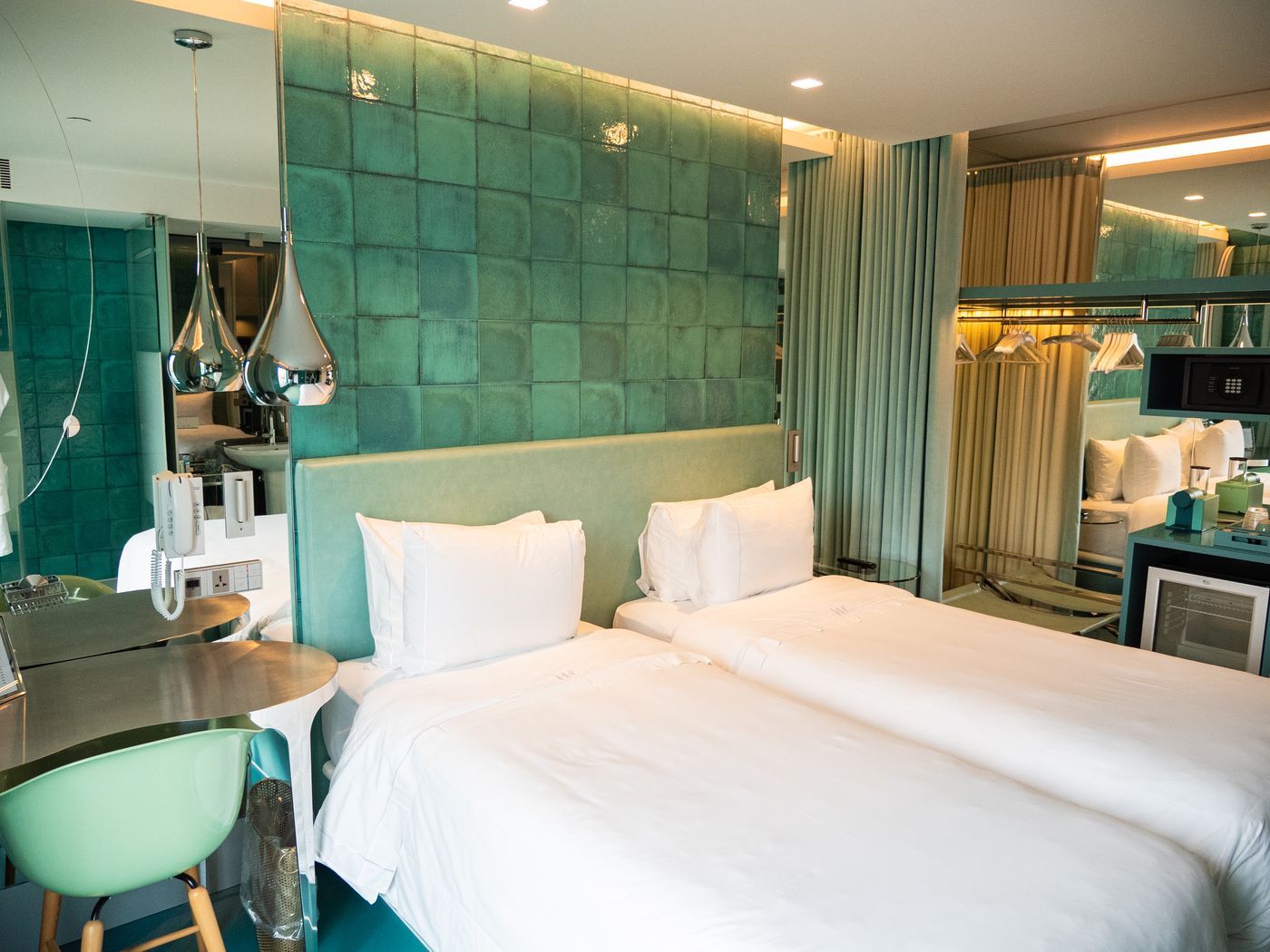 WC-by-The-Beautique-Hotels-Room-12