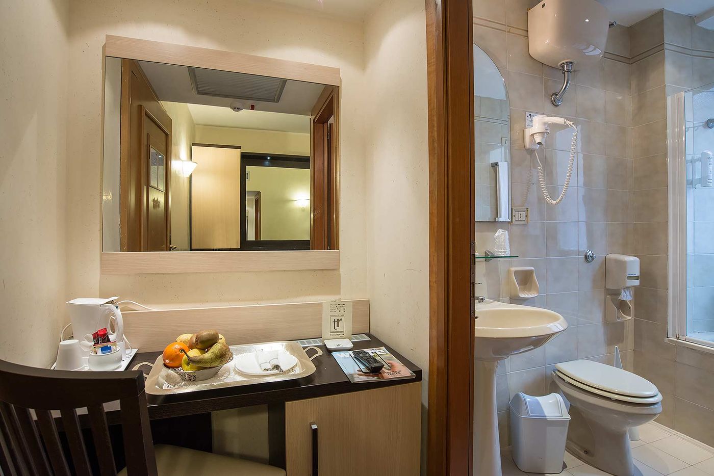 Hotel-Tritone-Room-34