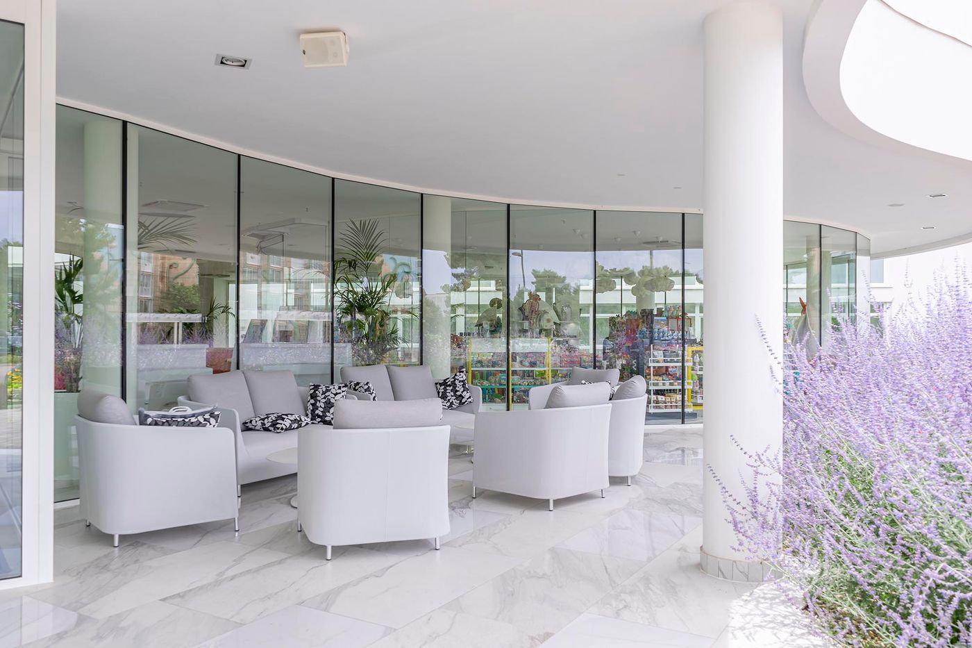 Amadria-Park-Hotel-Jakov-Lobby-47