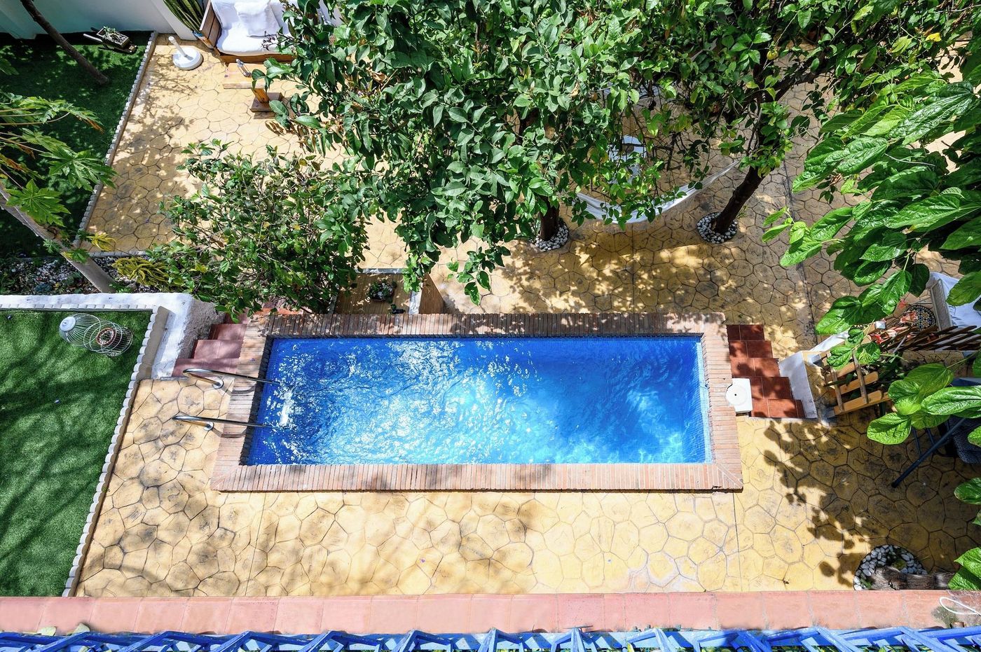 Blue-Castle-Malaga-Room-18