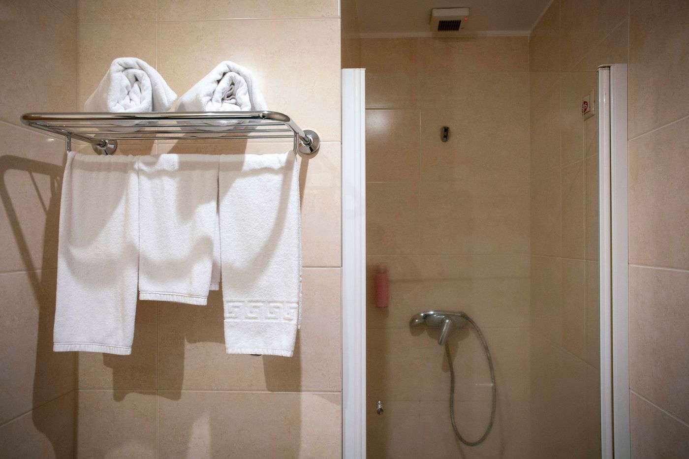 Apartamentos-Turisticos-Atlantida-Room-30