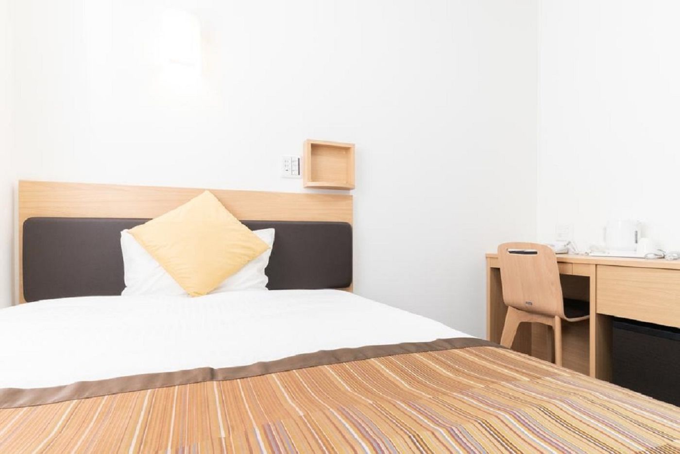 Pearl Hotel Shinjuku Akebonobashi-Japan-Tokyo-Room-9