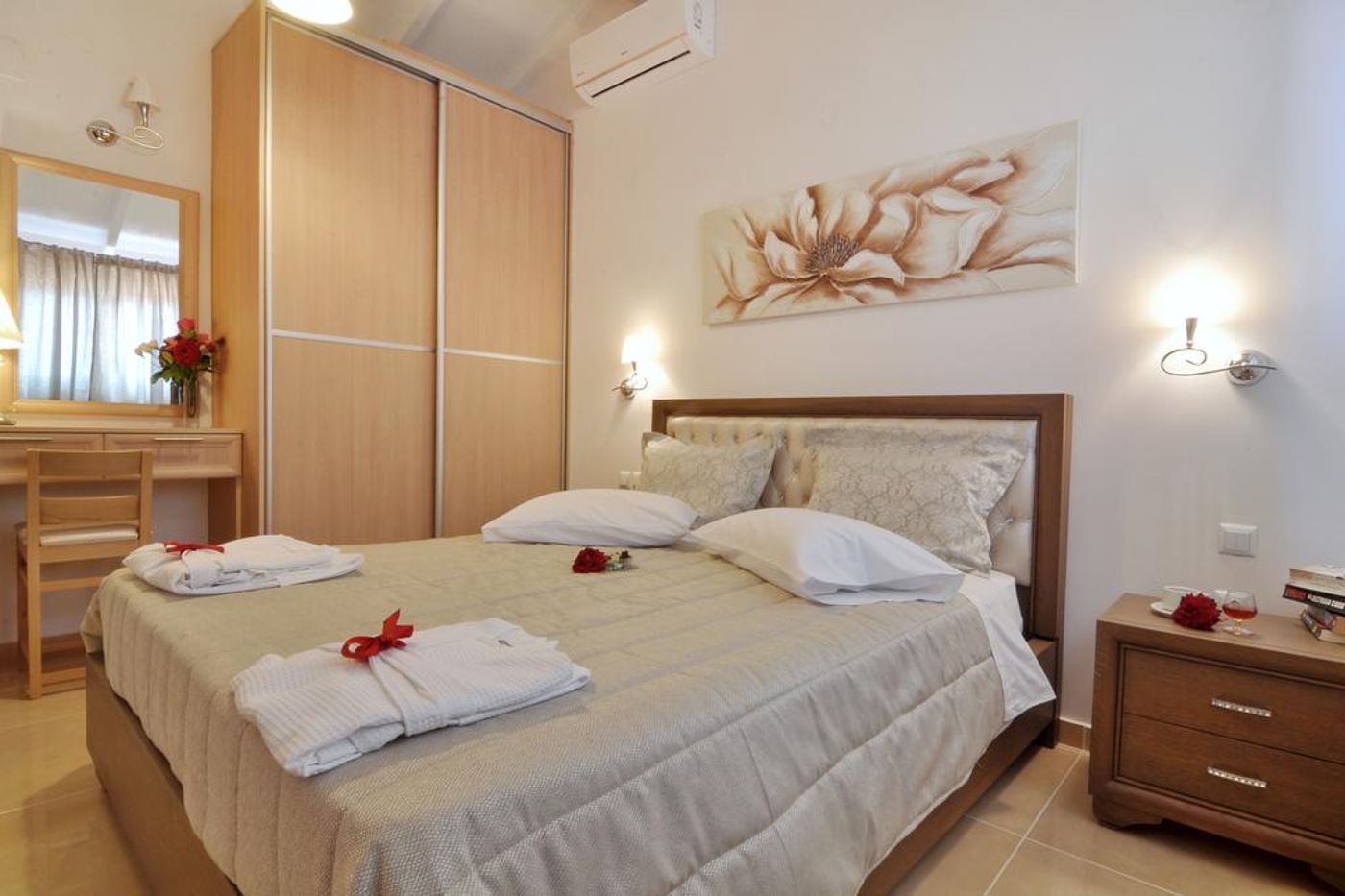 Mazis-Apartments-Room-34