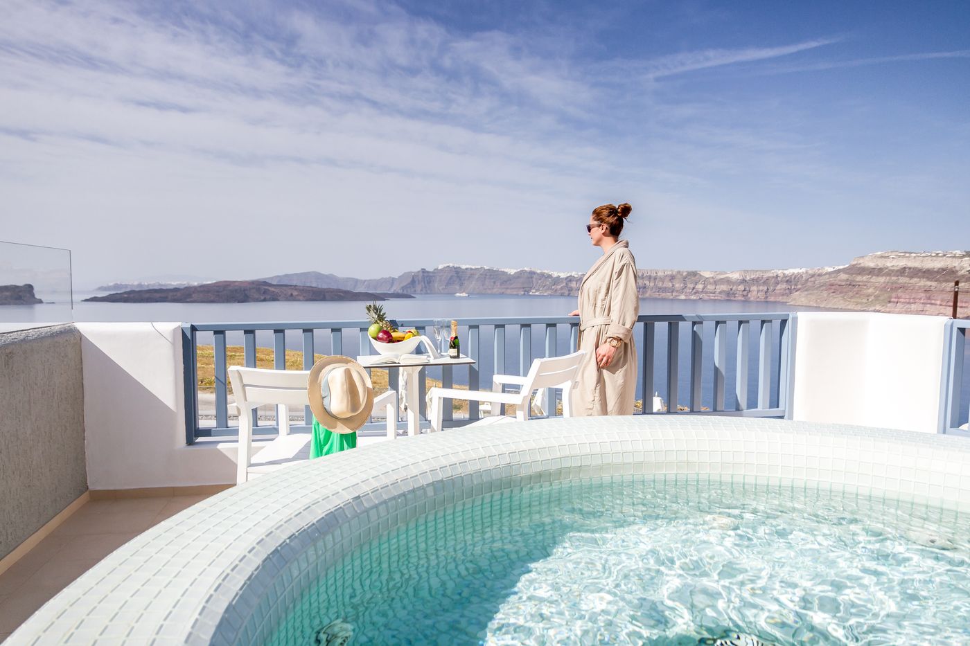 Acroterra-Rosa-Luxury-Suites-Room-50