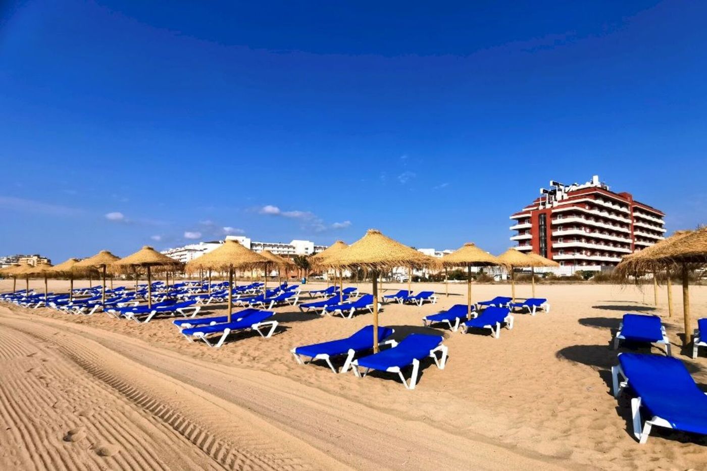 Acualandia Aparthotel & Spa 