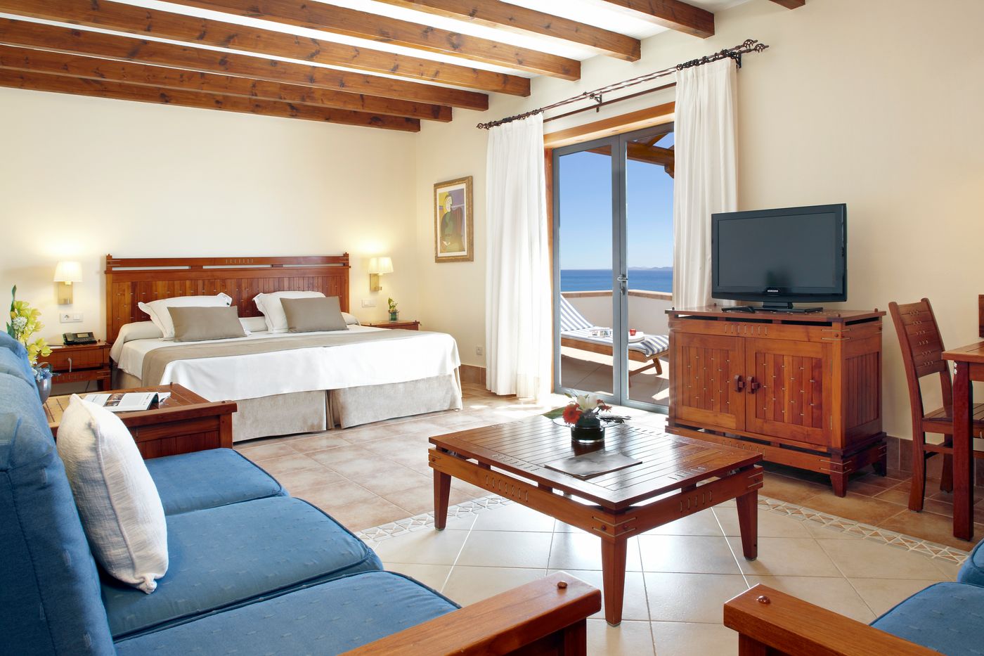 Princesa-Yaiza-Suite-Hotel-Resort-Room-15