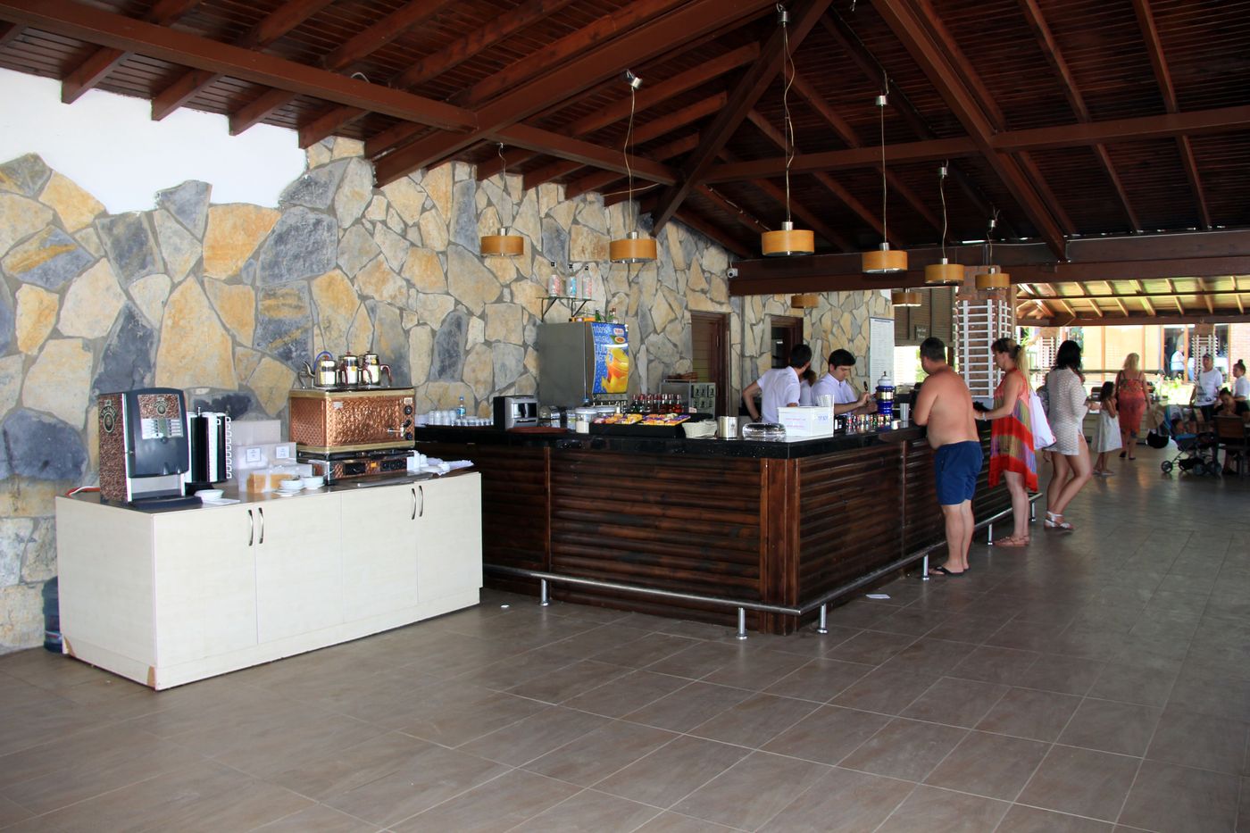 Green-Bay-Resort---Spa-Bar-45