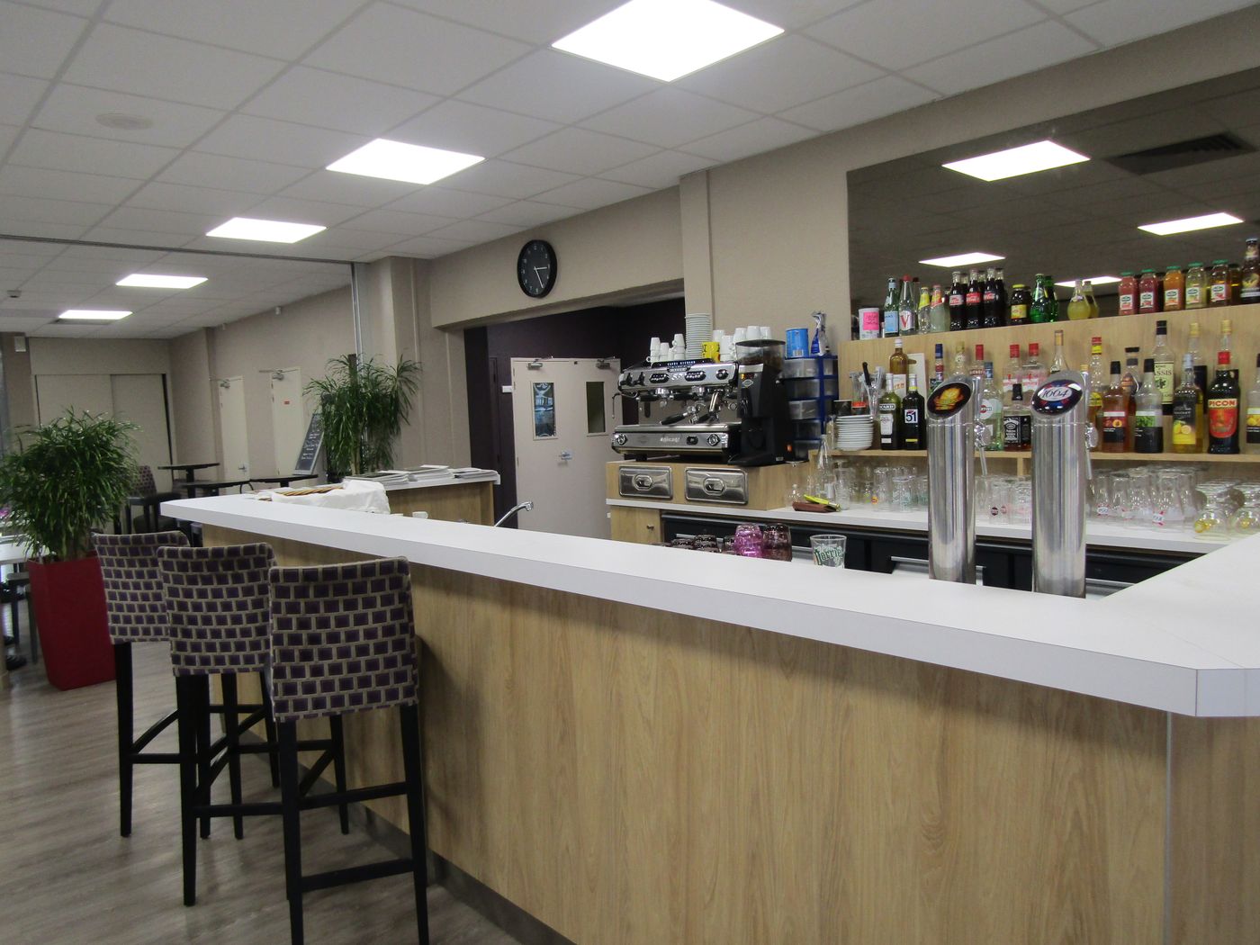 Comfort Lyon St Exupery - France - LYON AEROPORT ST - EXUPERY - Bar - 1