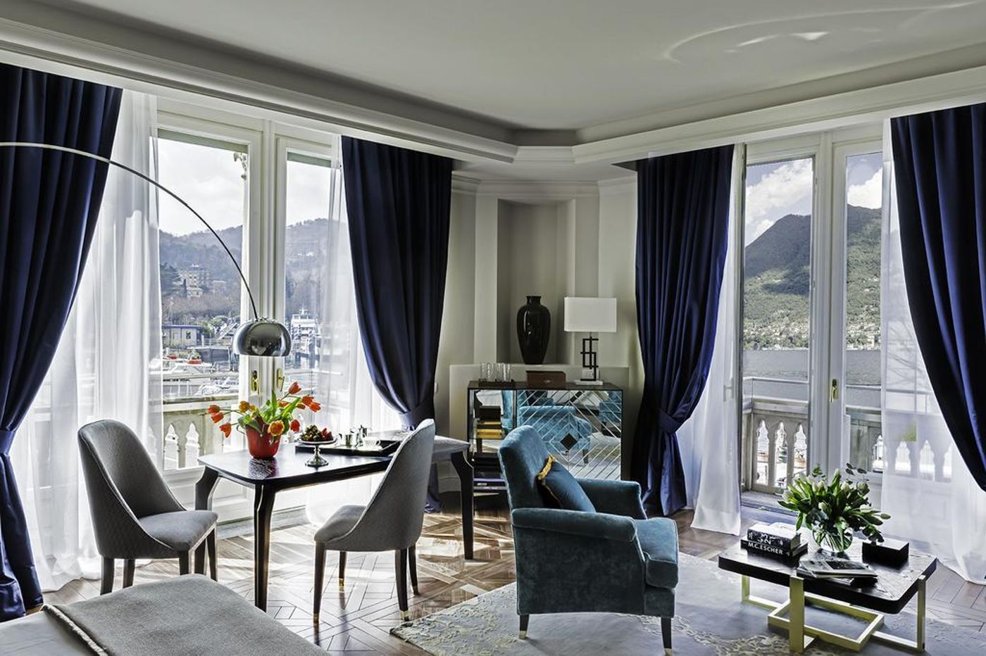 Vista Palazzo Lago di Como-Italy-Como-Room-10