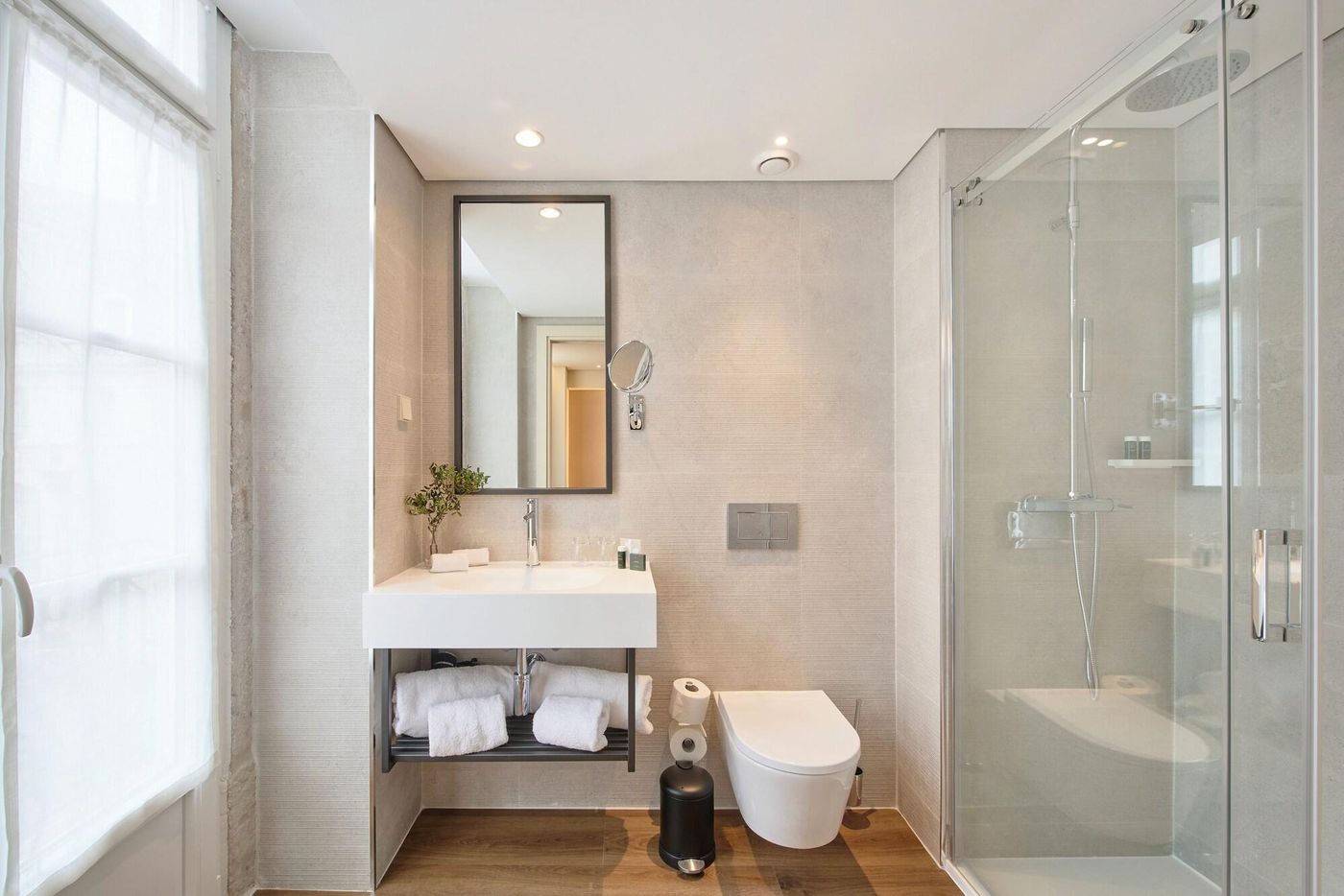 Moon-and-Sun-Lisboa-Room-46