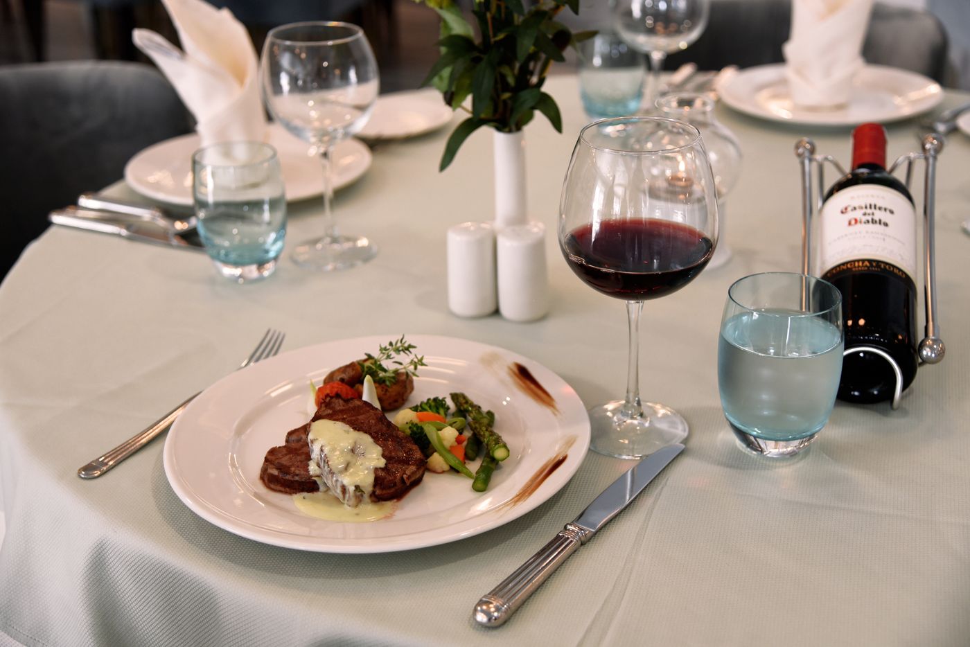 Royal-Wings-Hotel-Restaurant-65