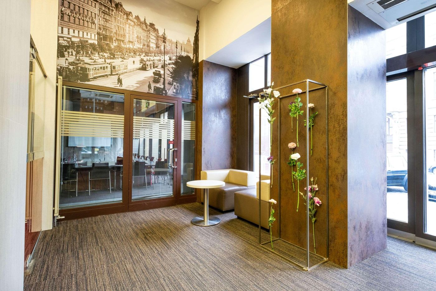 Clarion-Hotel-Prague-Old-Town-Lobby-4