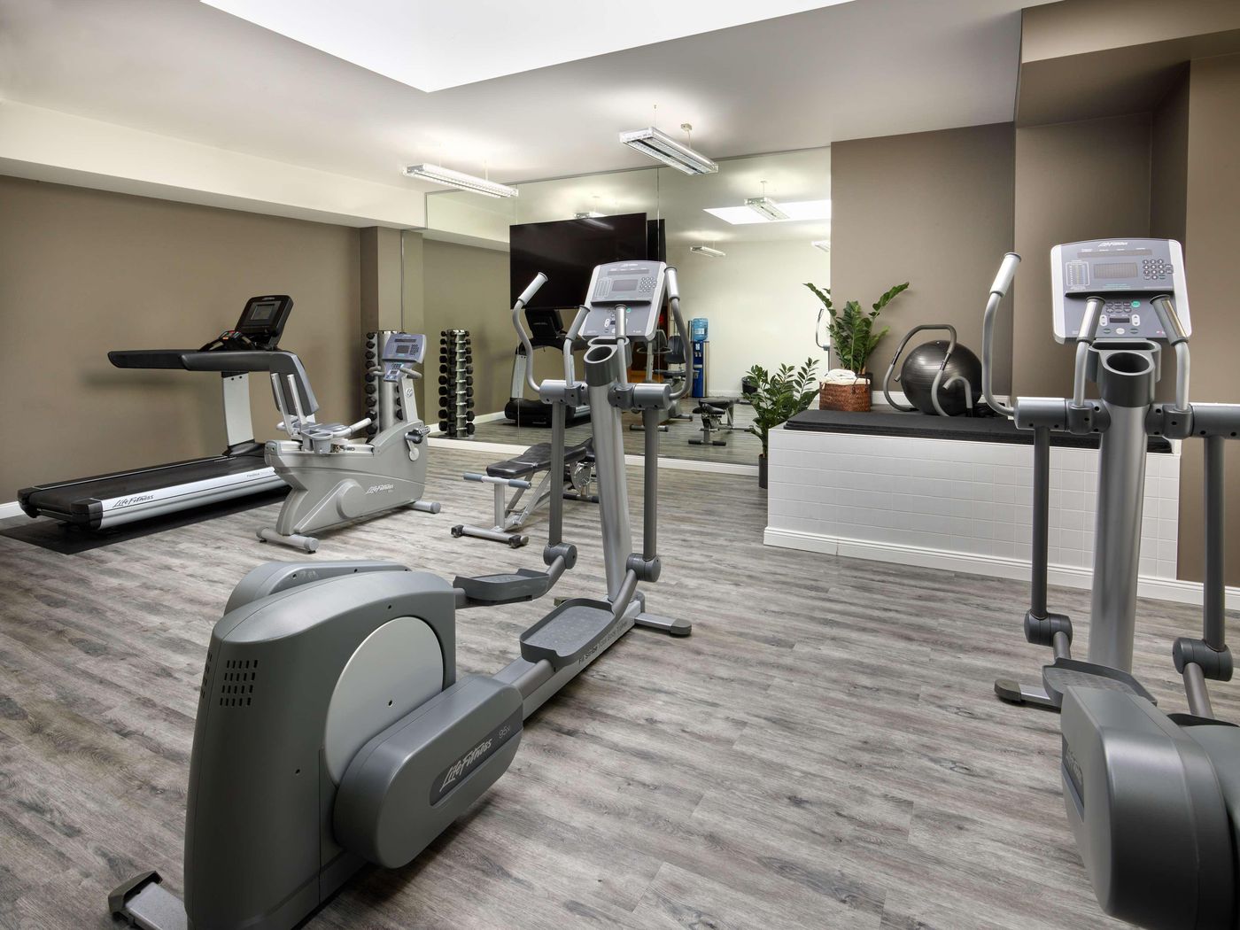 Park-Inn-by-Radisson-Luxembourg-City-Sports-and-Entertainment-39