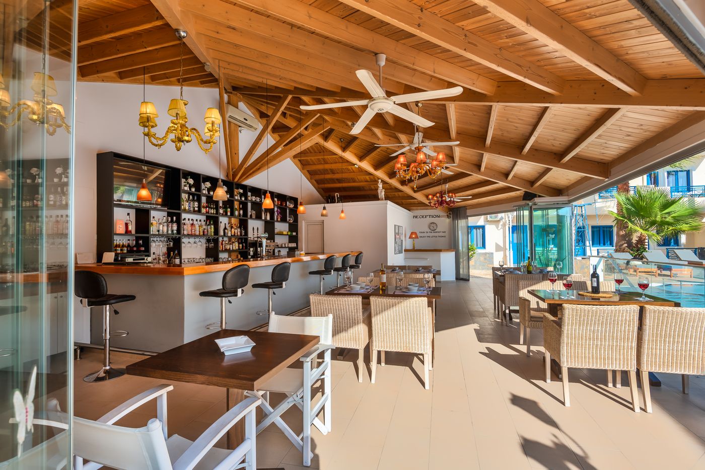 Nana-Angela-Apartments-Bar-34