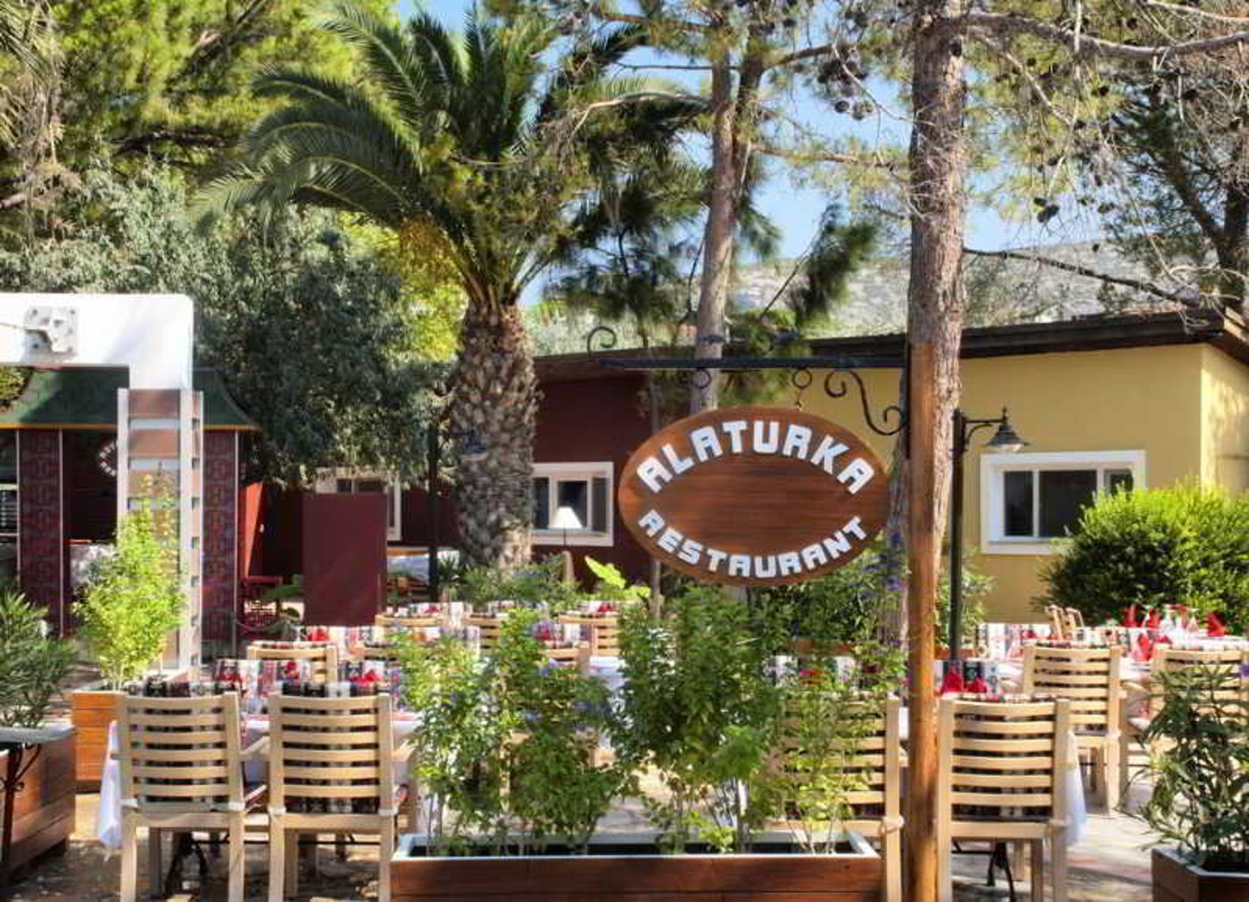 Ephesia-Holiday-Beach-Club-Restaurant-17