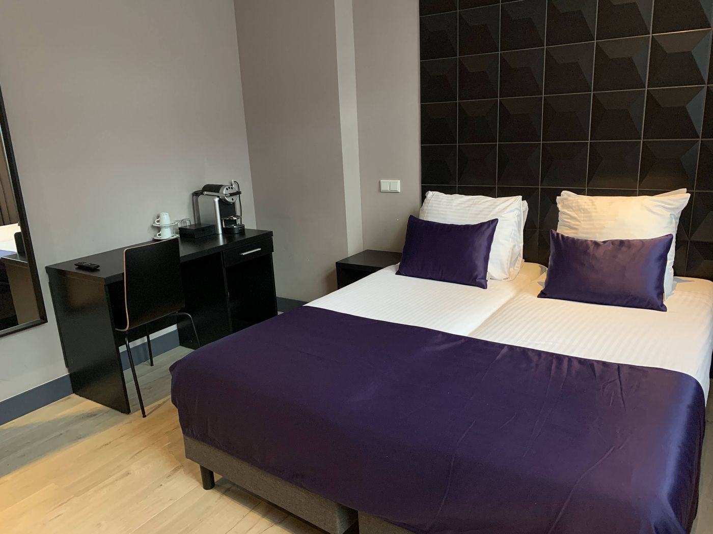 Hotel-de-Looier-Room-5