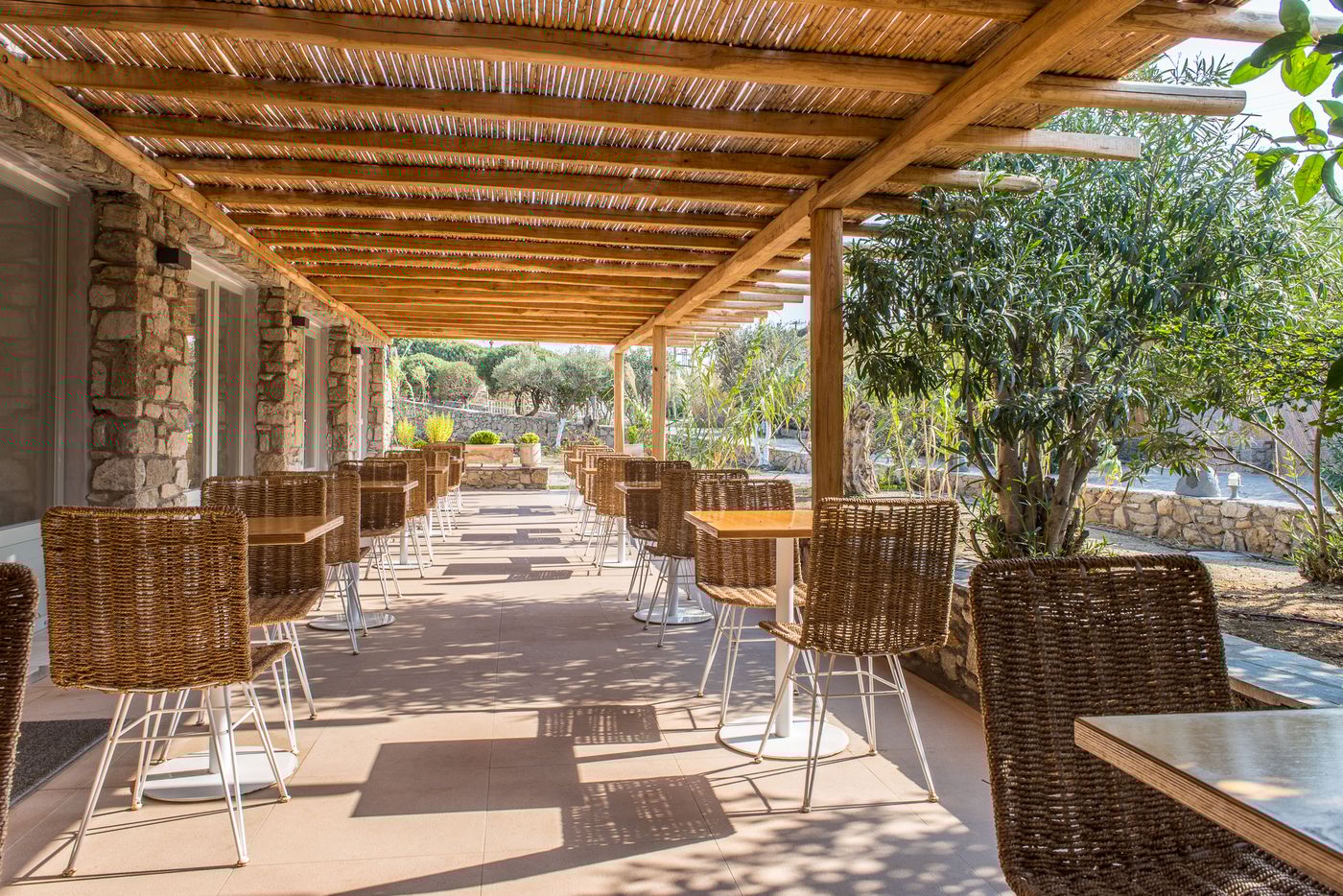 Vienoula-s-Garden-Restaurant-13