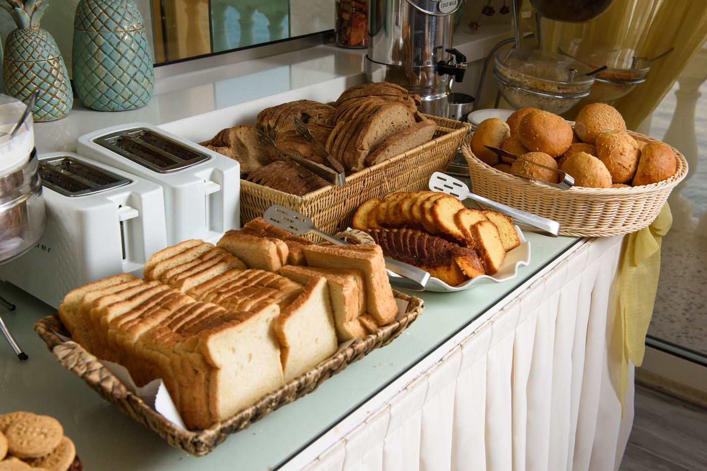 Pontikonissi-Restaurant-47