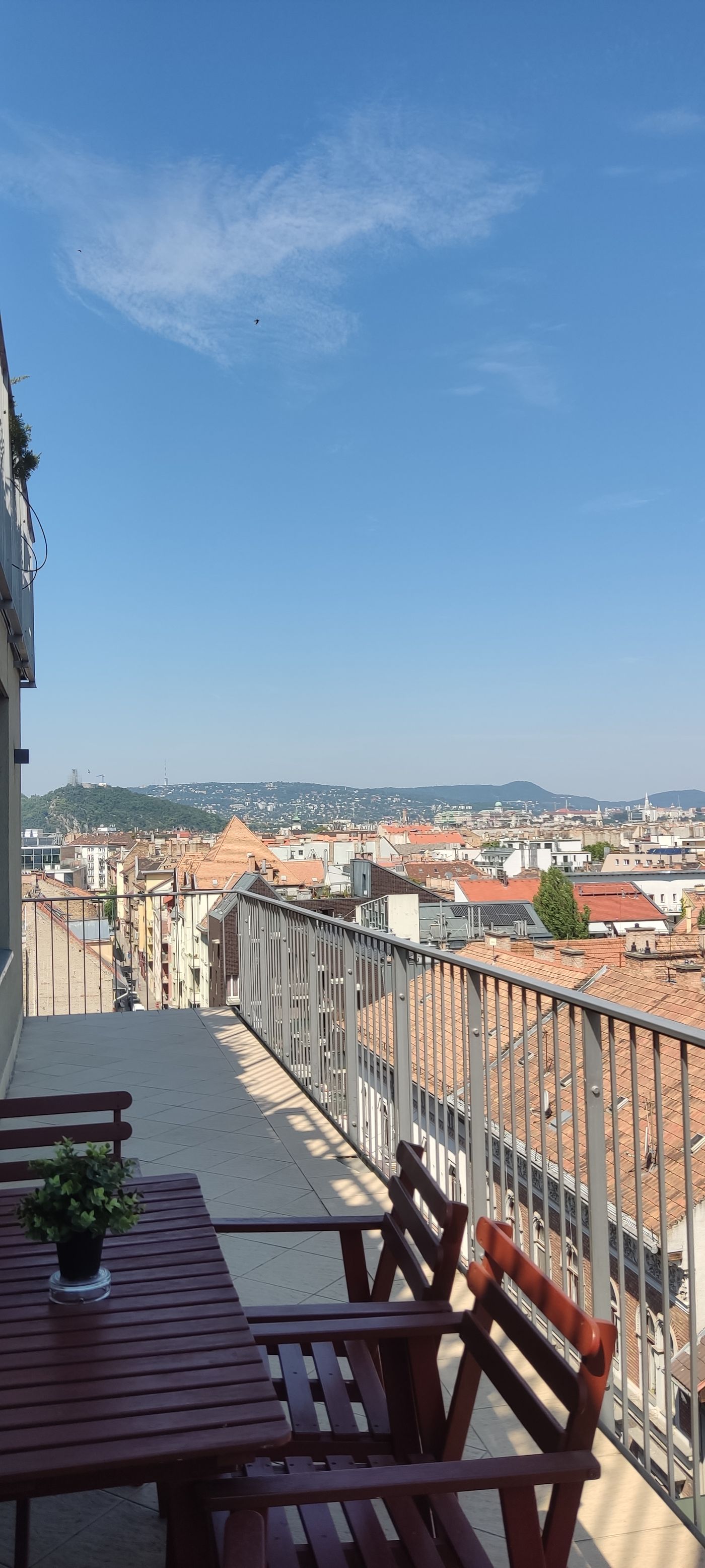 Corvin-Center-Suites-Room-81