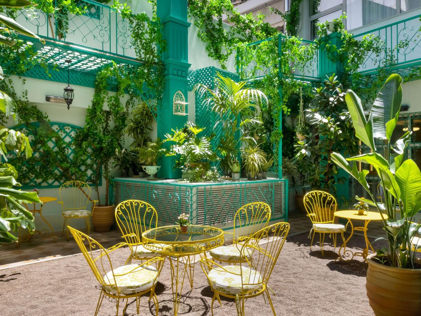 Ibis-Styles-Athens-Routes-Bar-46