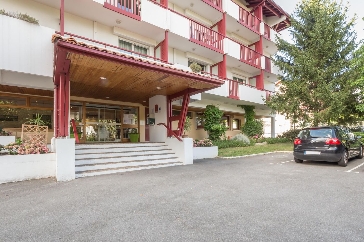 Residence Pierre & Vacances Eguzki-France-SAINT JEAN DE LUZ-General view-1