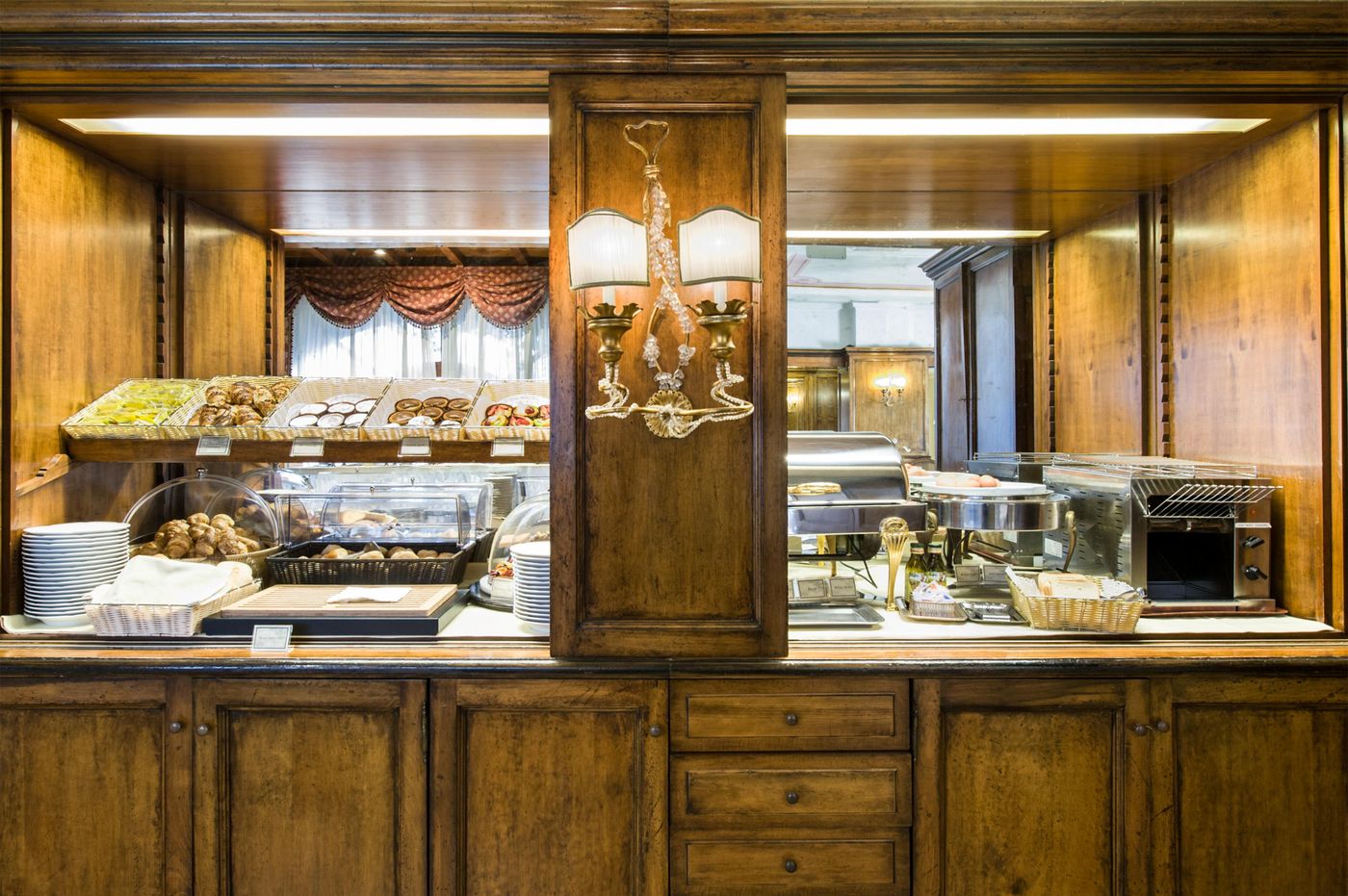 Adler-Cavalieri-Restaurant-26